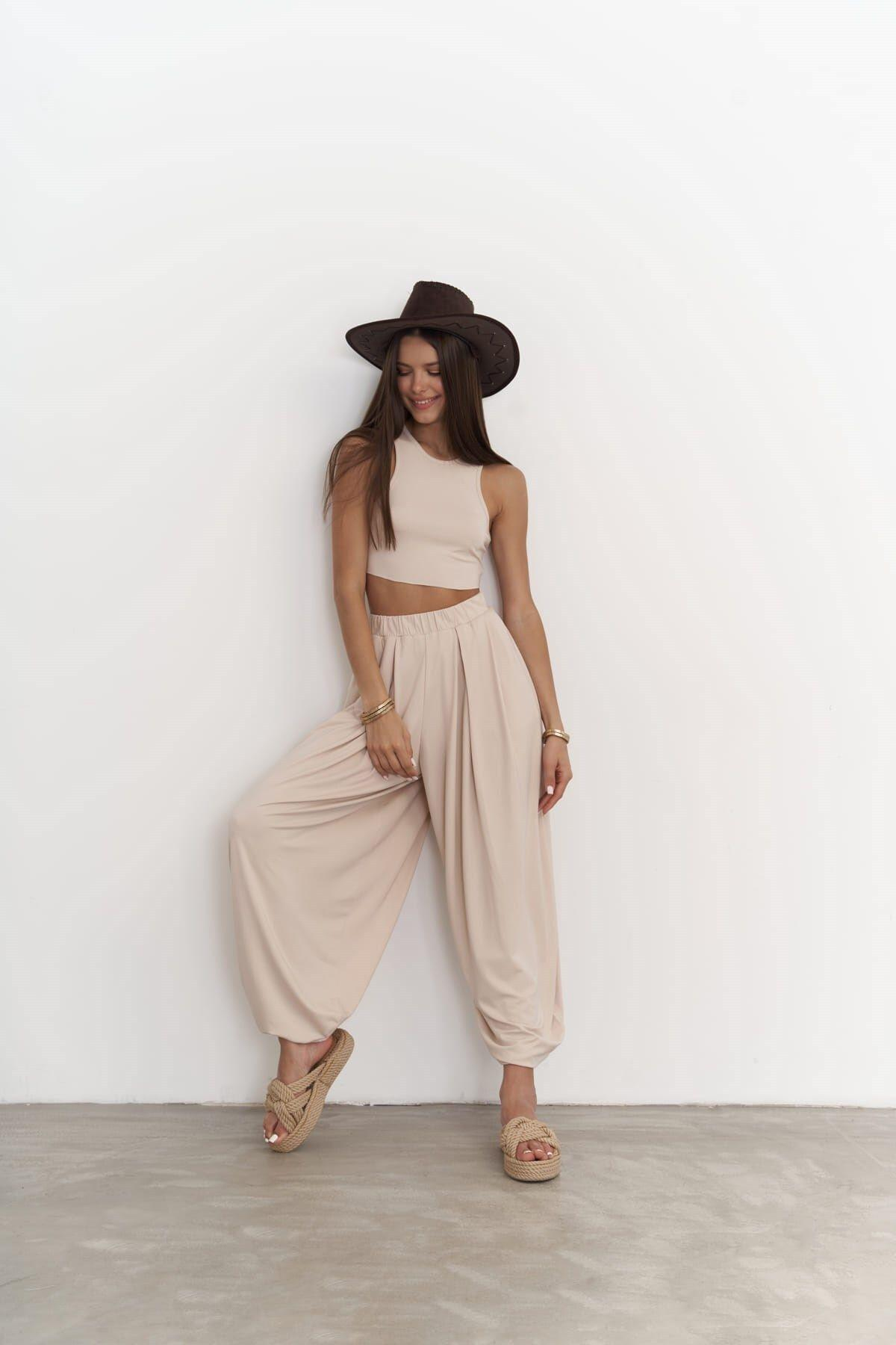 Casey Bej Crop Pantolon Takım