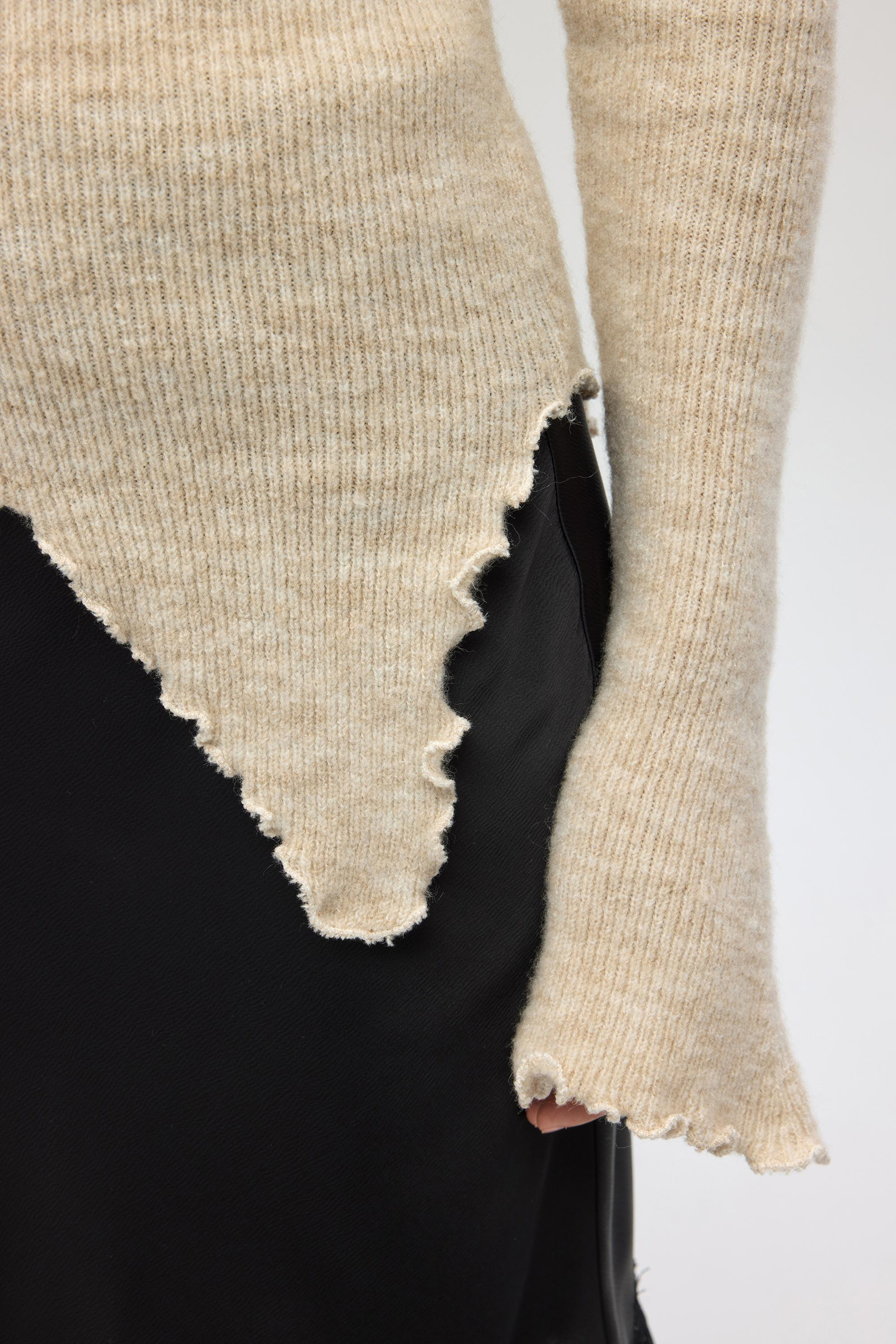 Casica Carmen Yaka Bej Triko Kazak