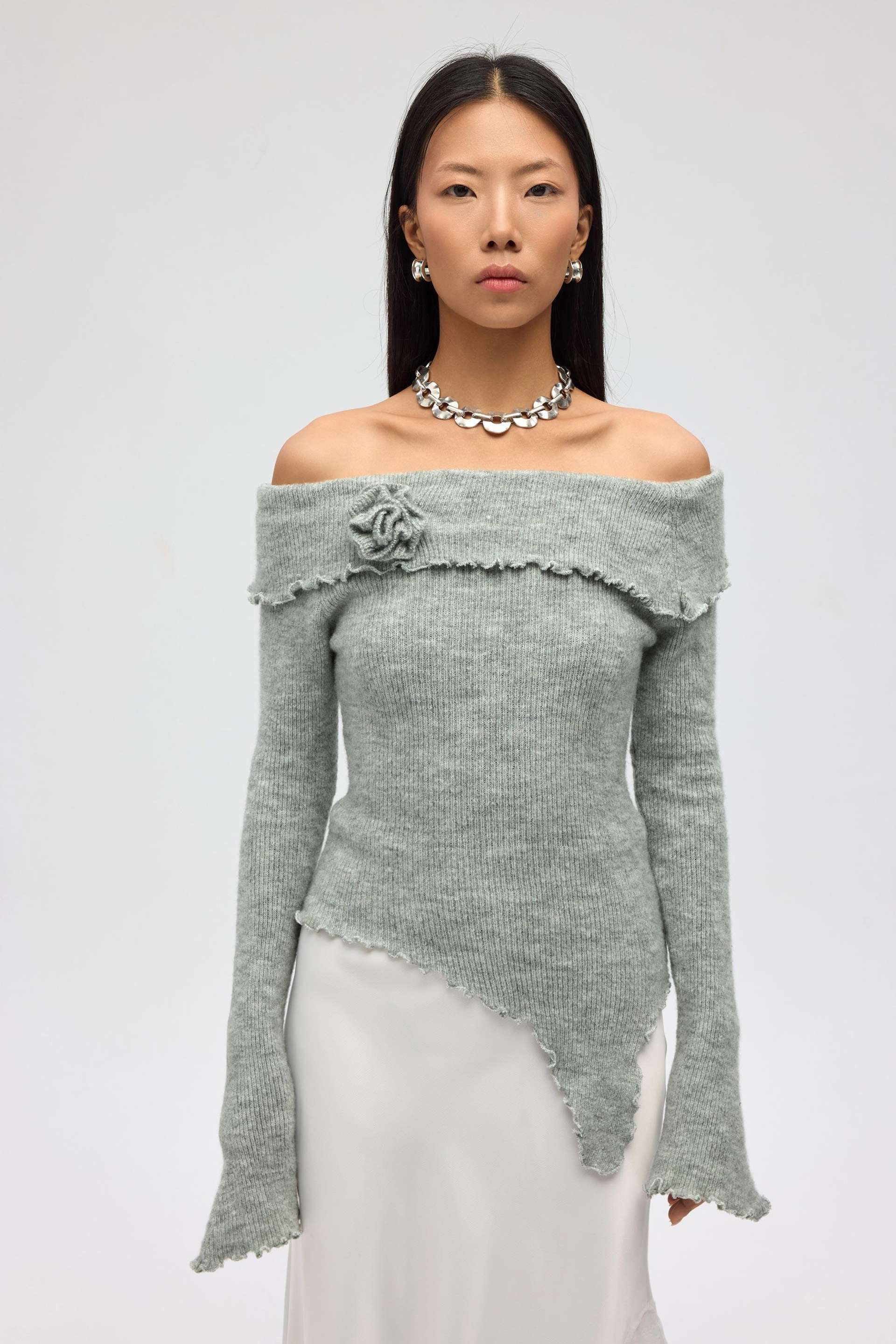 Casica Carmen Yaka Gri Triko Kazak