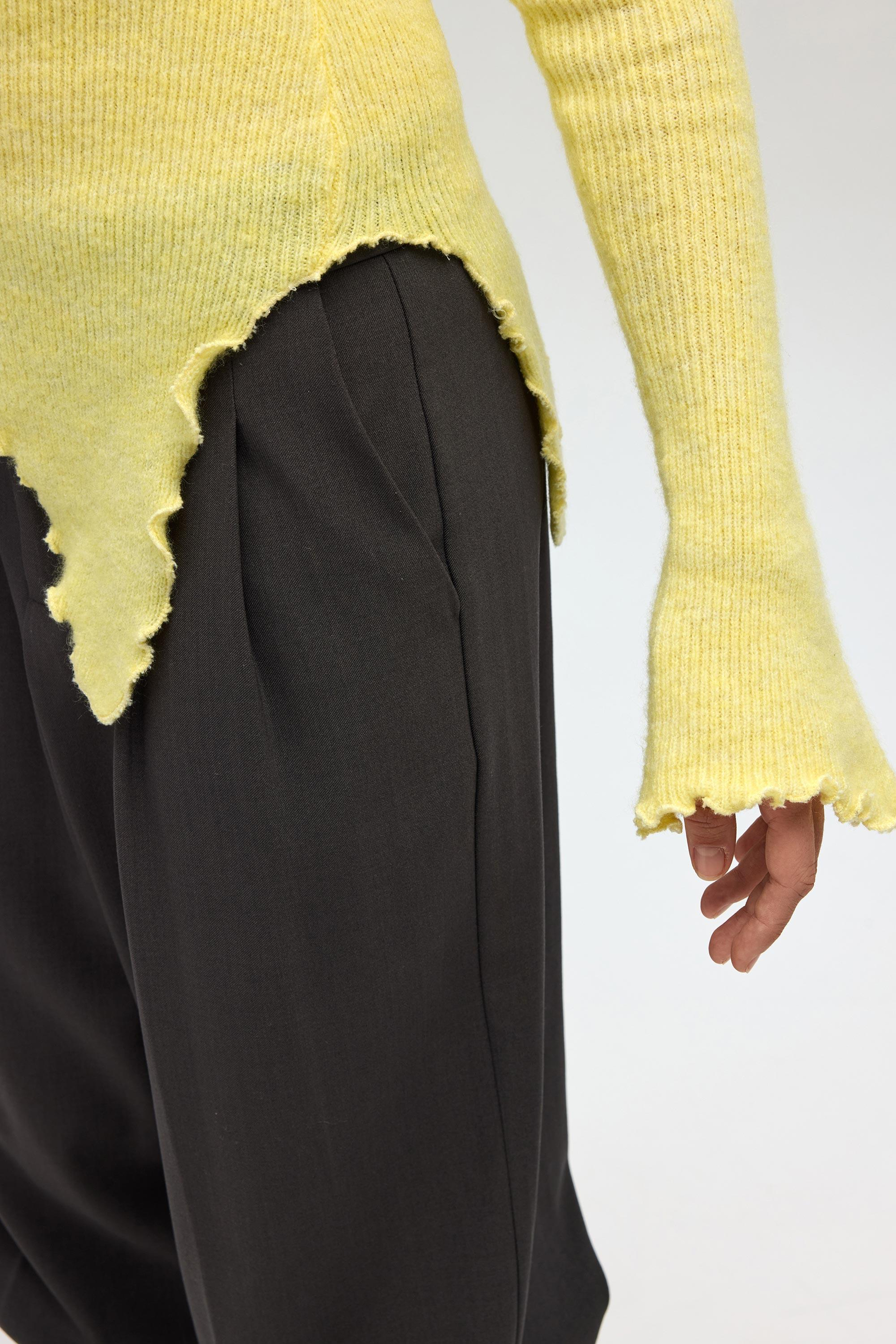 Casica Carmen Yaka Sarı Triko Kazak