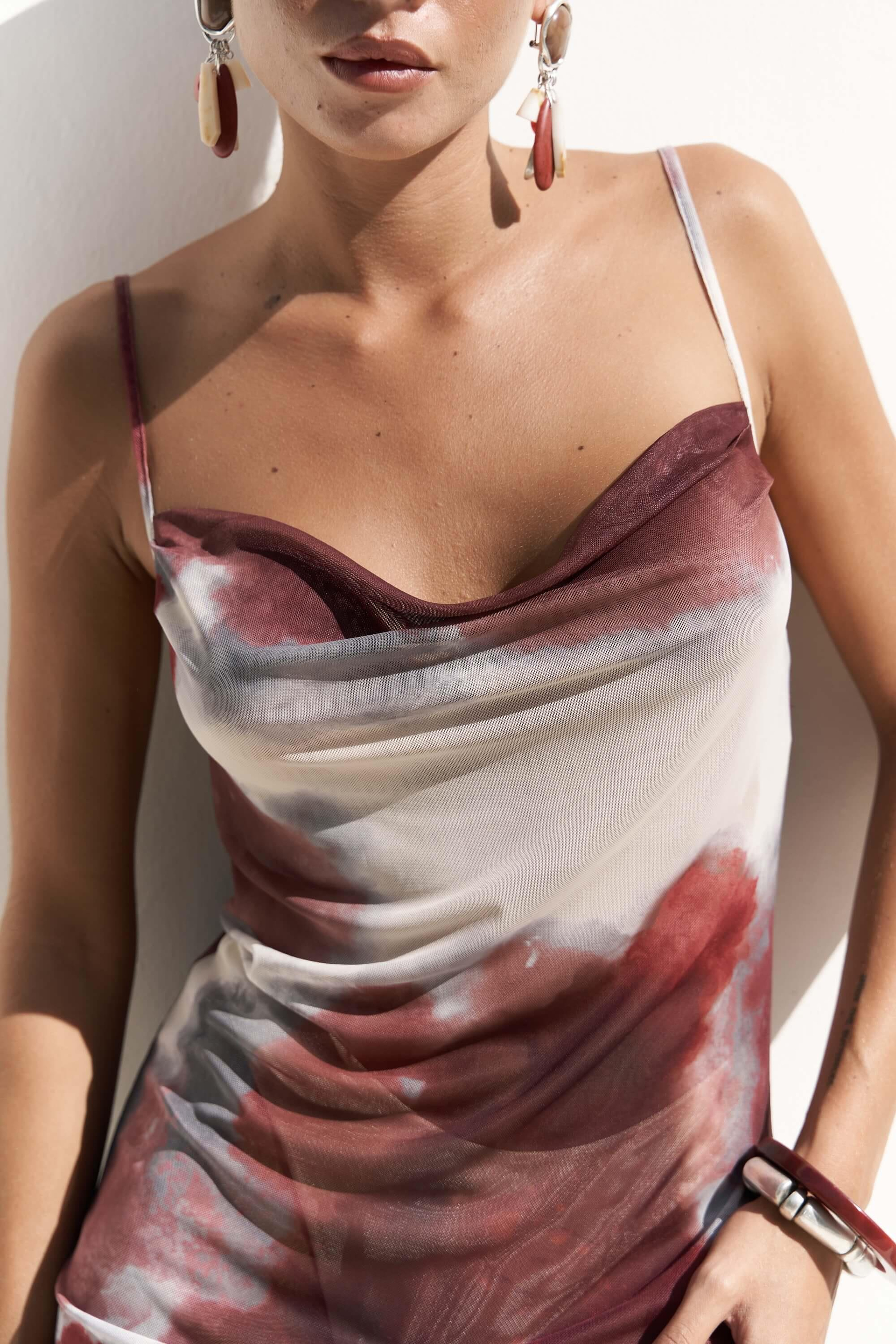 Chomhan Askılı Degaje Bordo Uzun Elbise