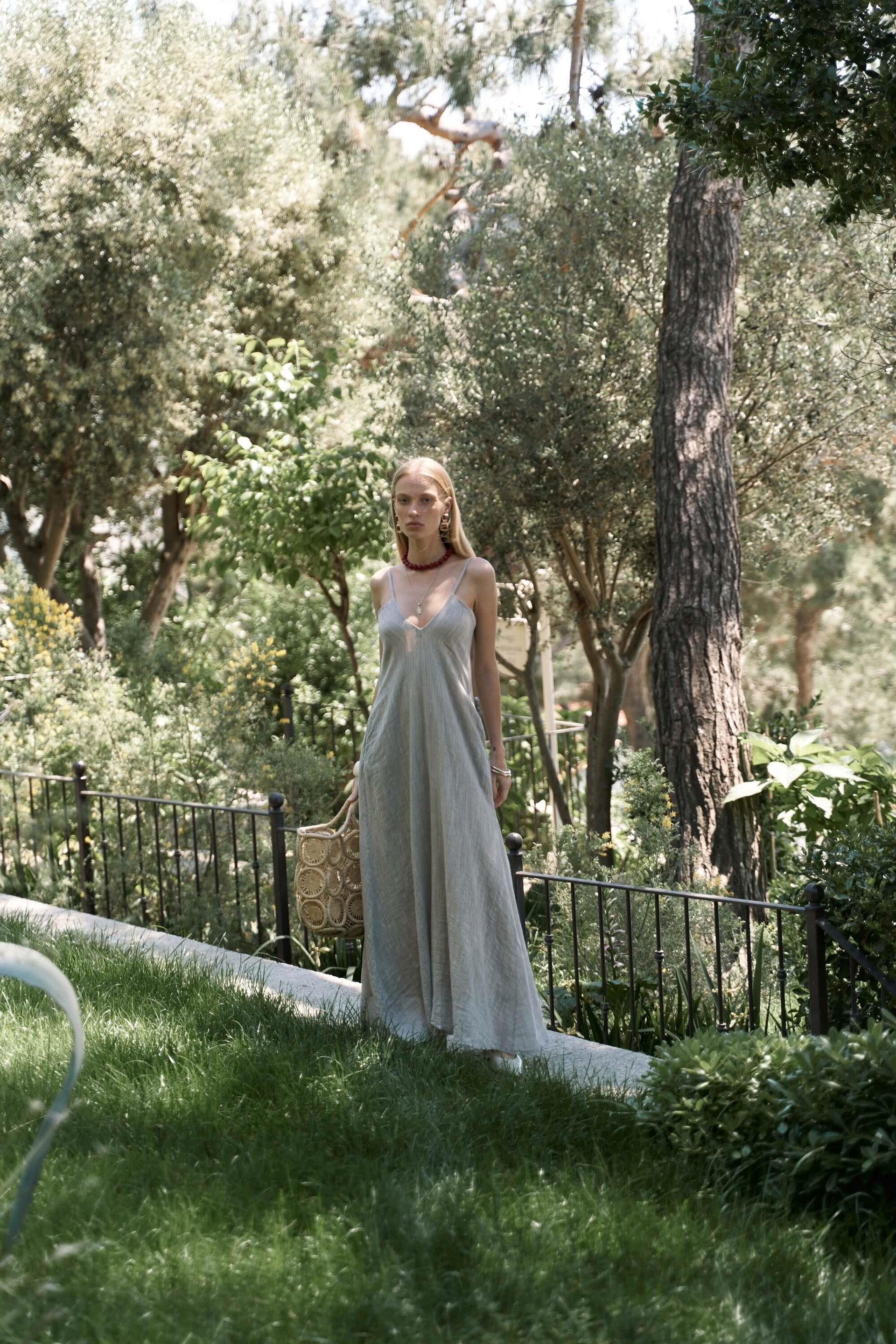 Cinas Askılı Uzun Vizon Keten Elbise