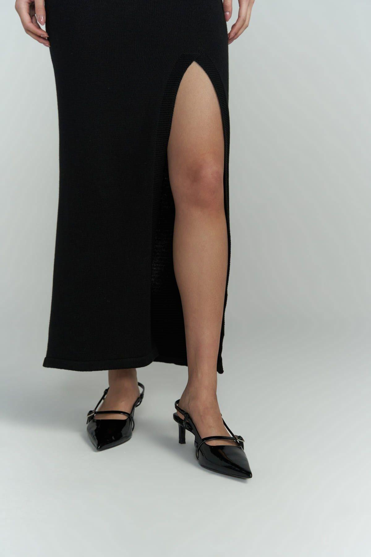 Cintia Low Back Black Knit Dress
