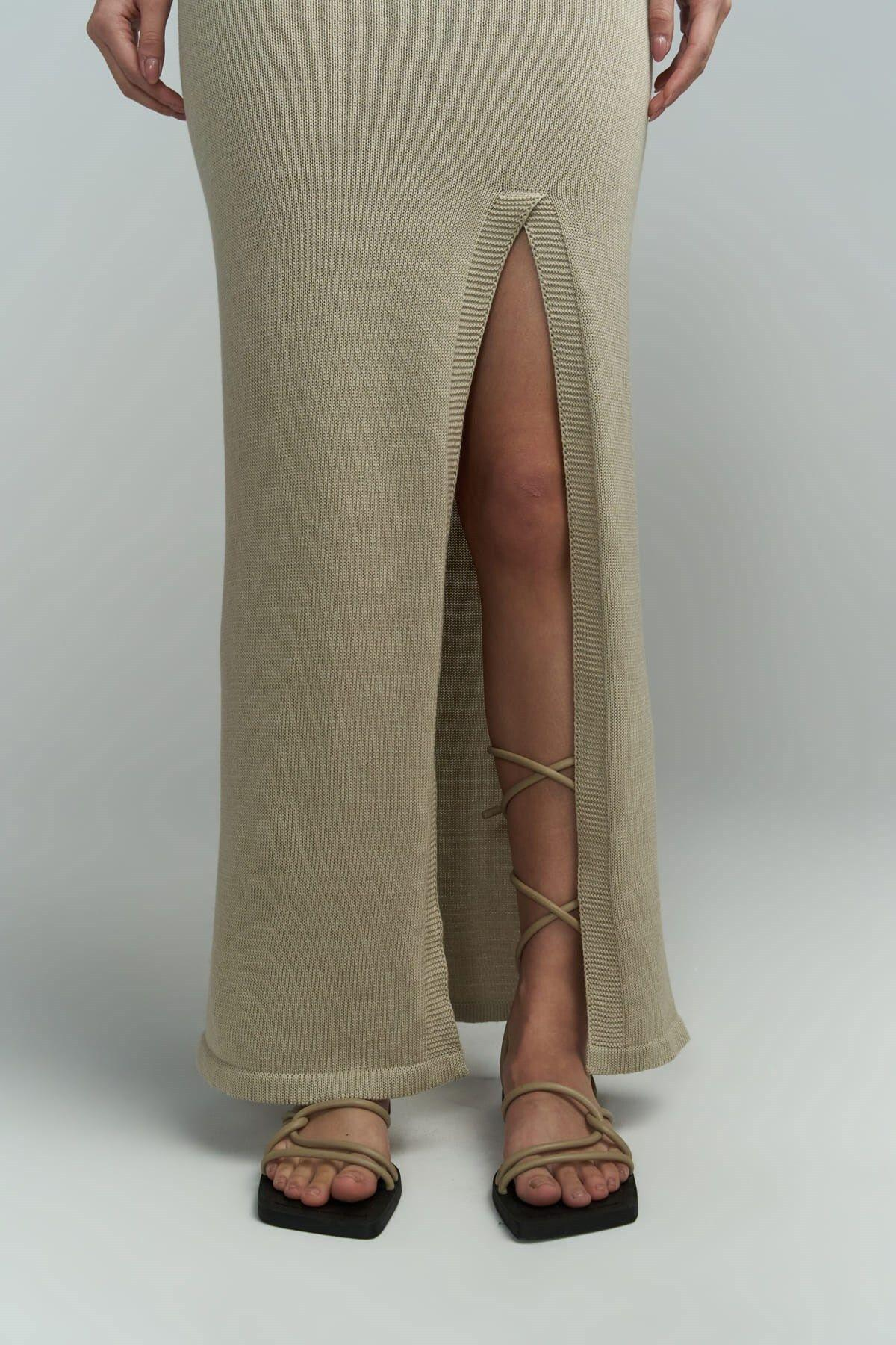 Cinita Low Back Light Gray Knit Dress