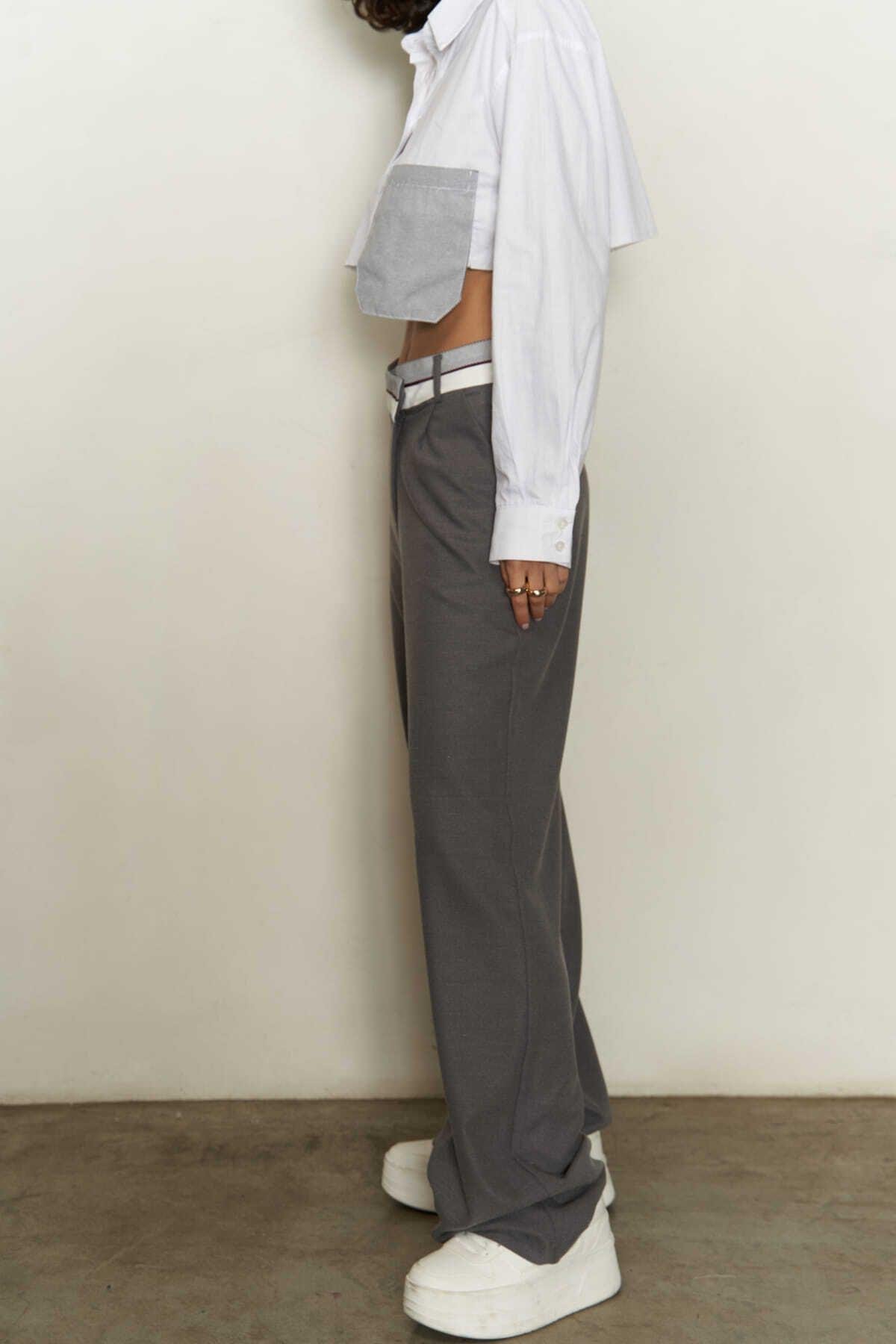 Coral Gri Çizgili Beyaz Crop Gömlek