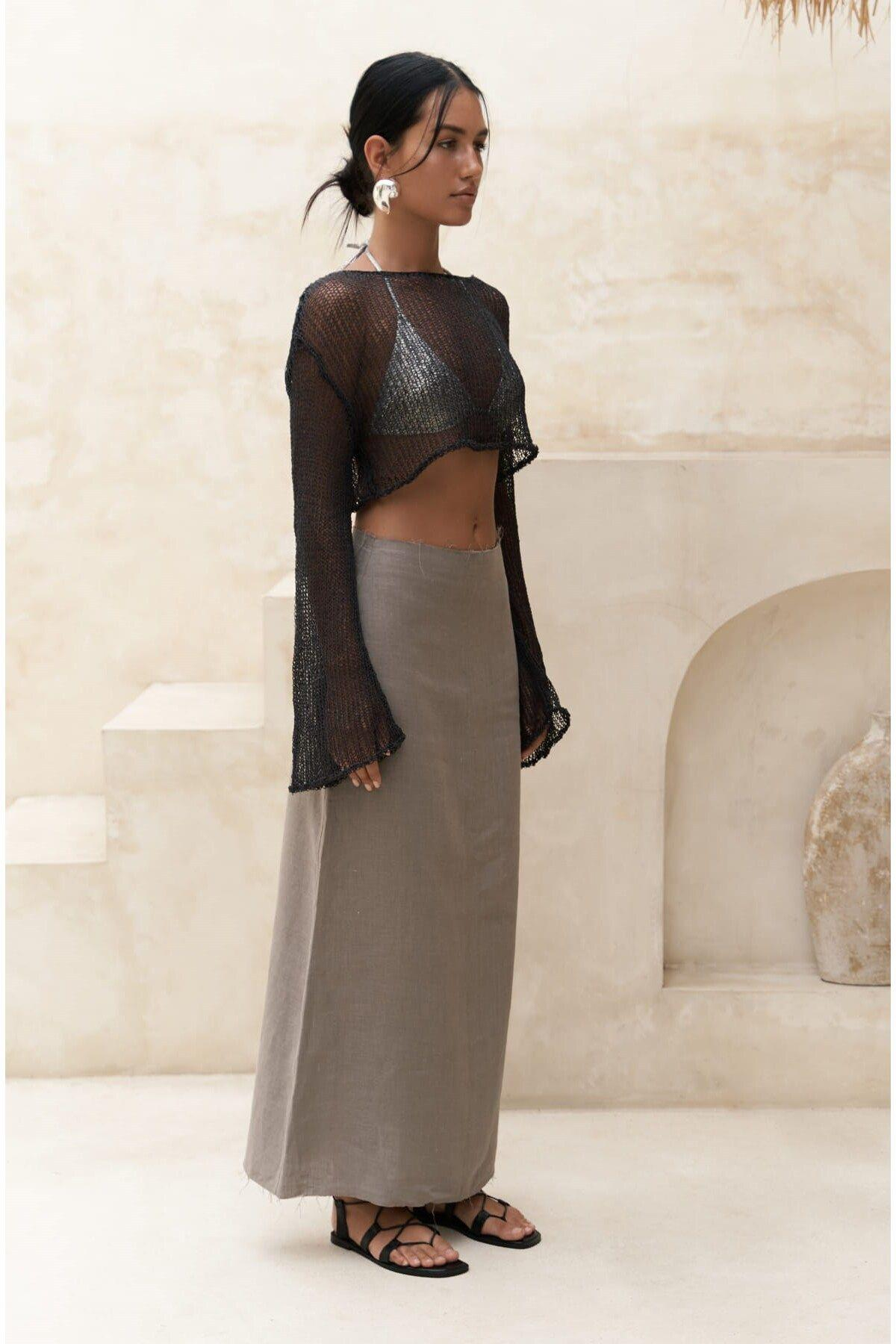 Bohemai Daisy Dark Gray Knit Crop