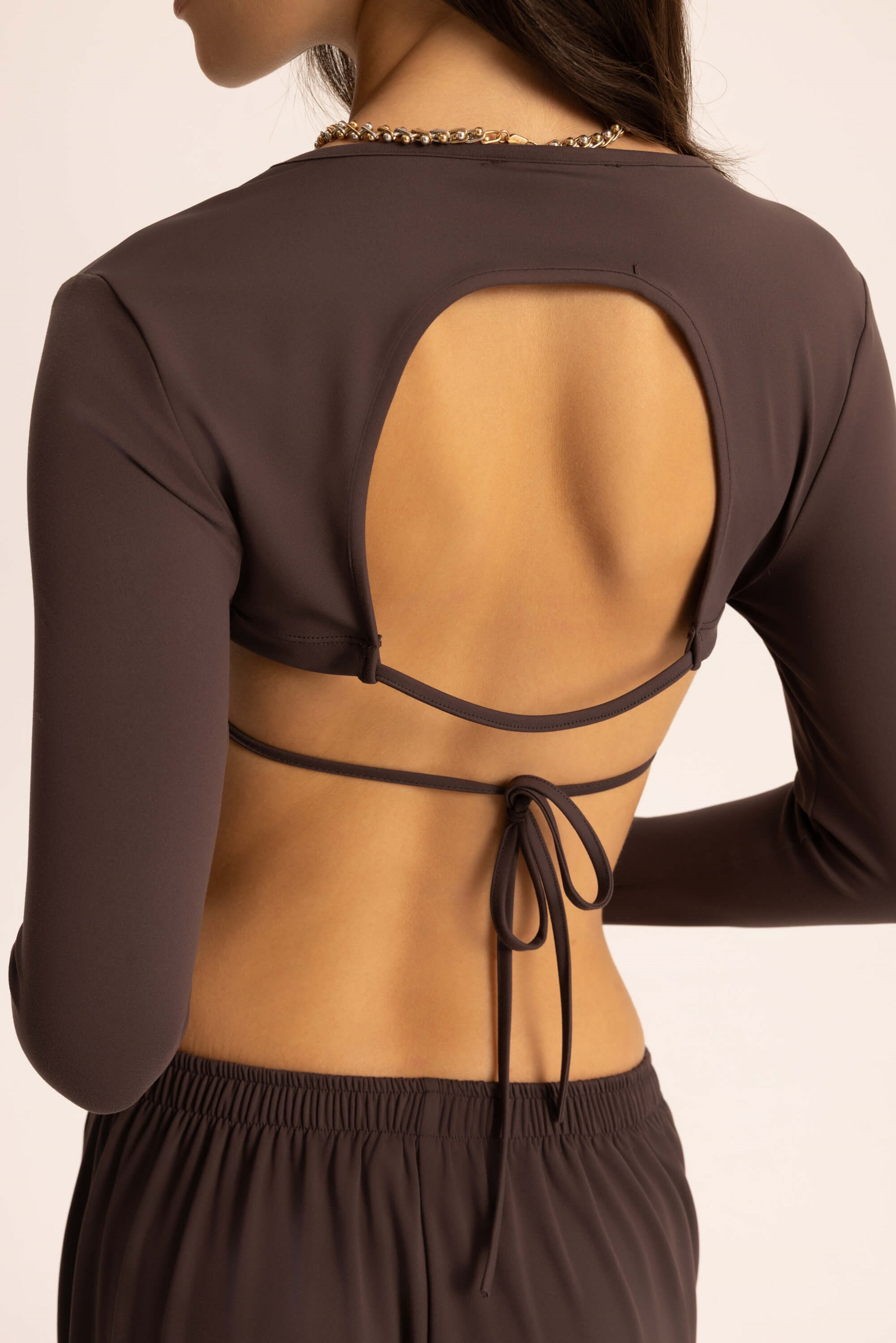 Divya Bandana Detaylı Kahve Crop Eşofman Takımı