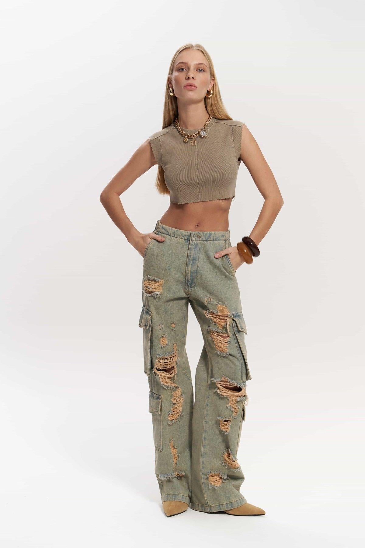 Dries Dirty Gray Ripped Cargo Jeans