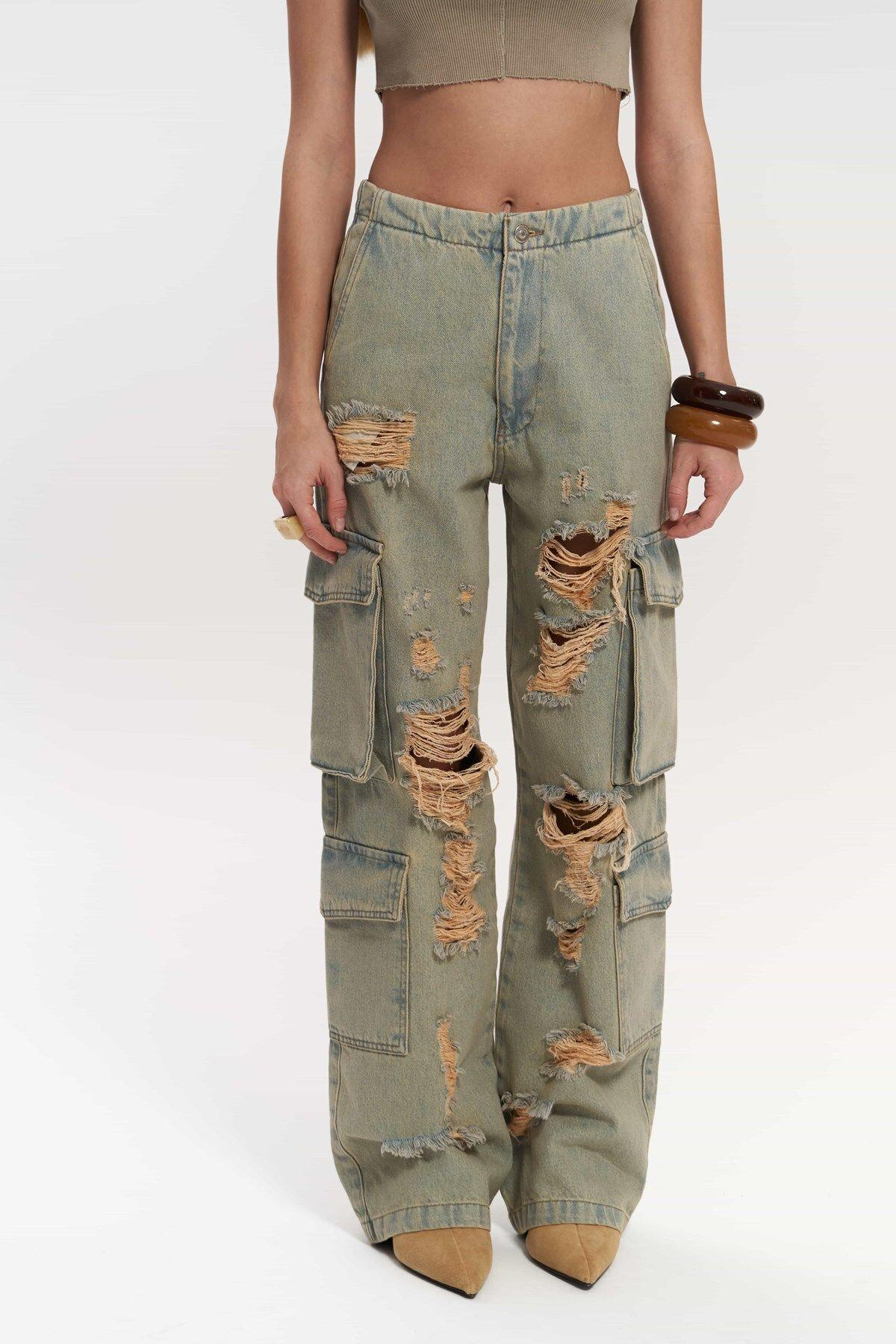 Dries Dirty Gray Ripped Cargo Jeans