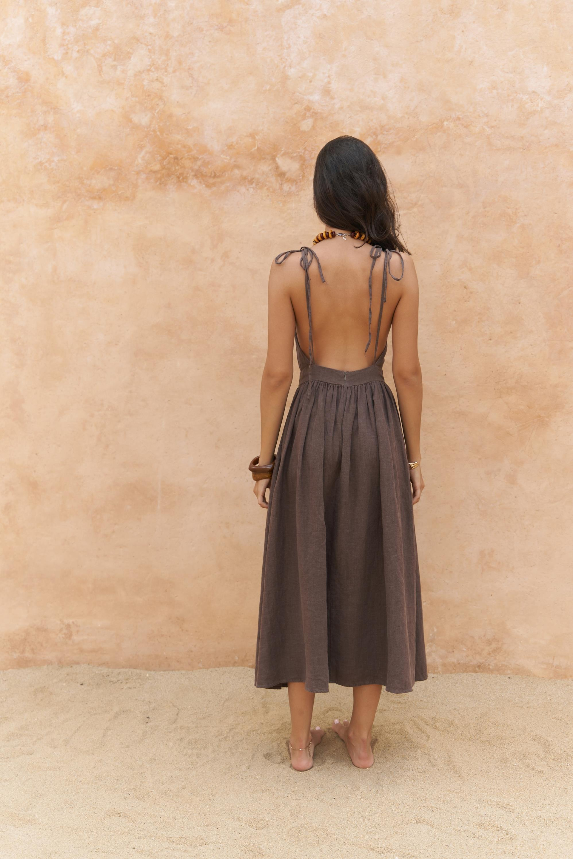 Eara Askılı Soft Kahve Uzun Keten Elbise