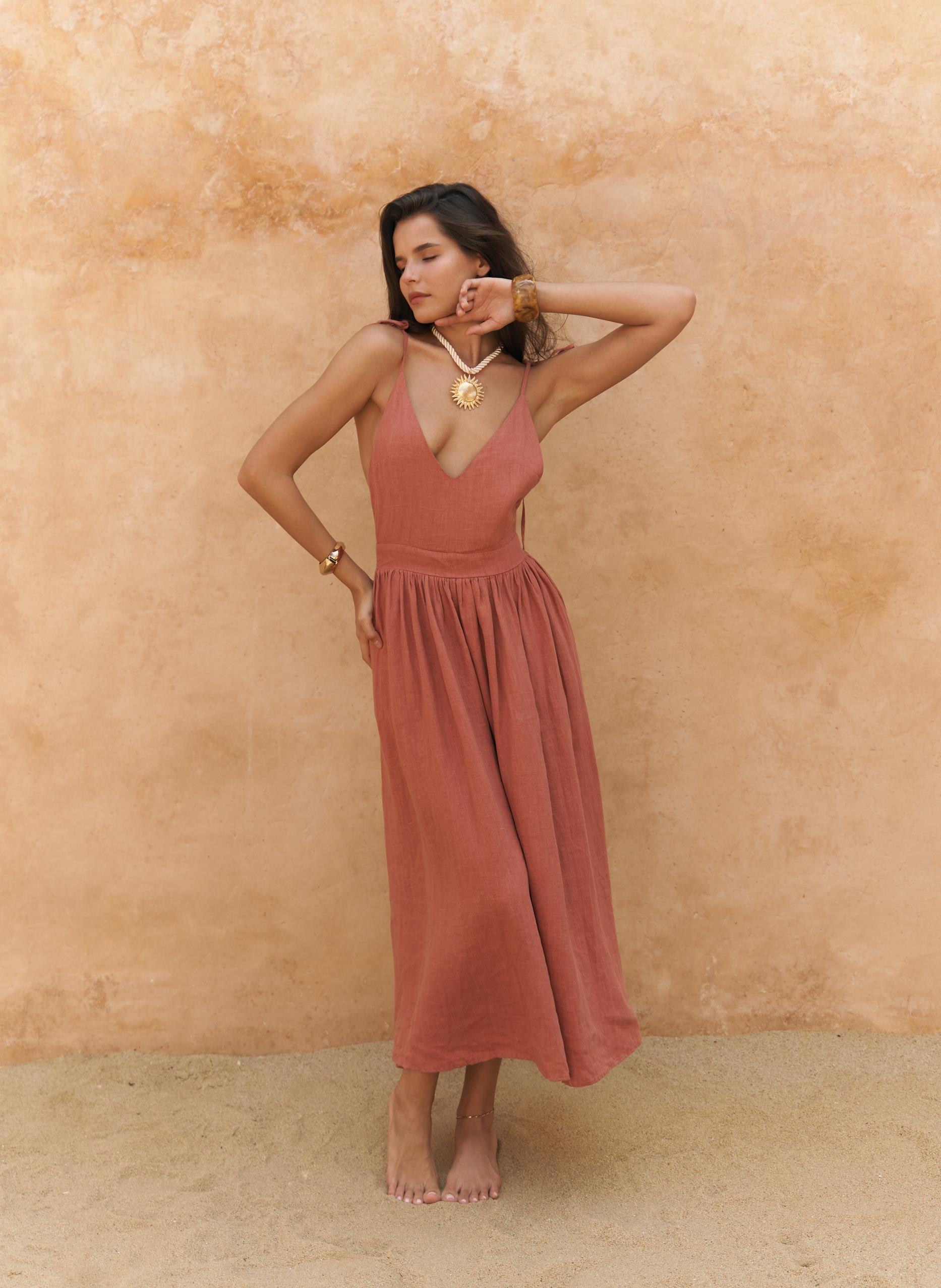 Eara Askılı Tarçın Uzun Keten Elbise