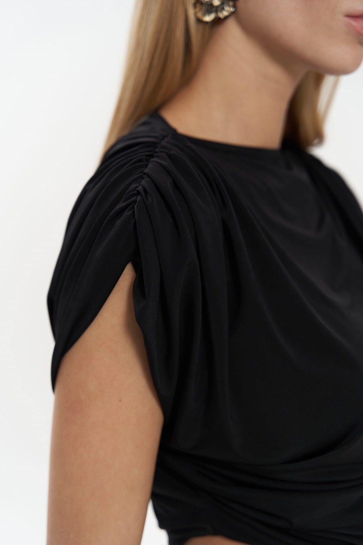 Easton Black Crop&Skirt Set