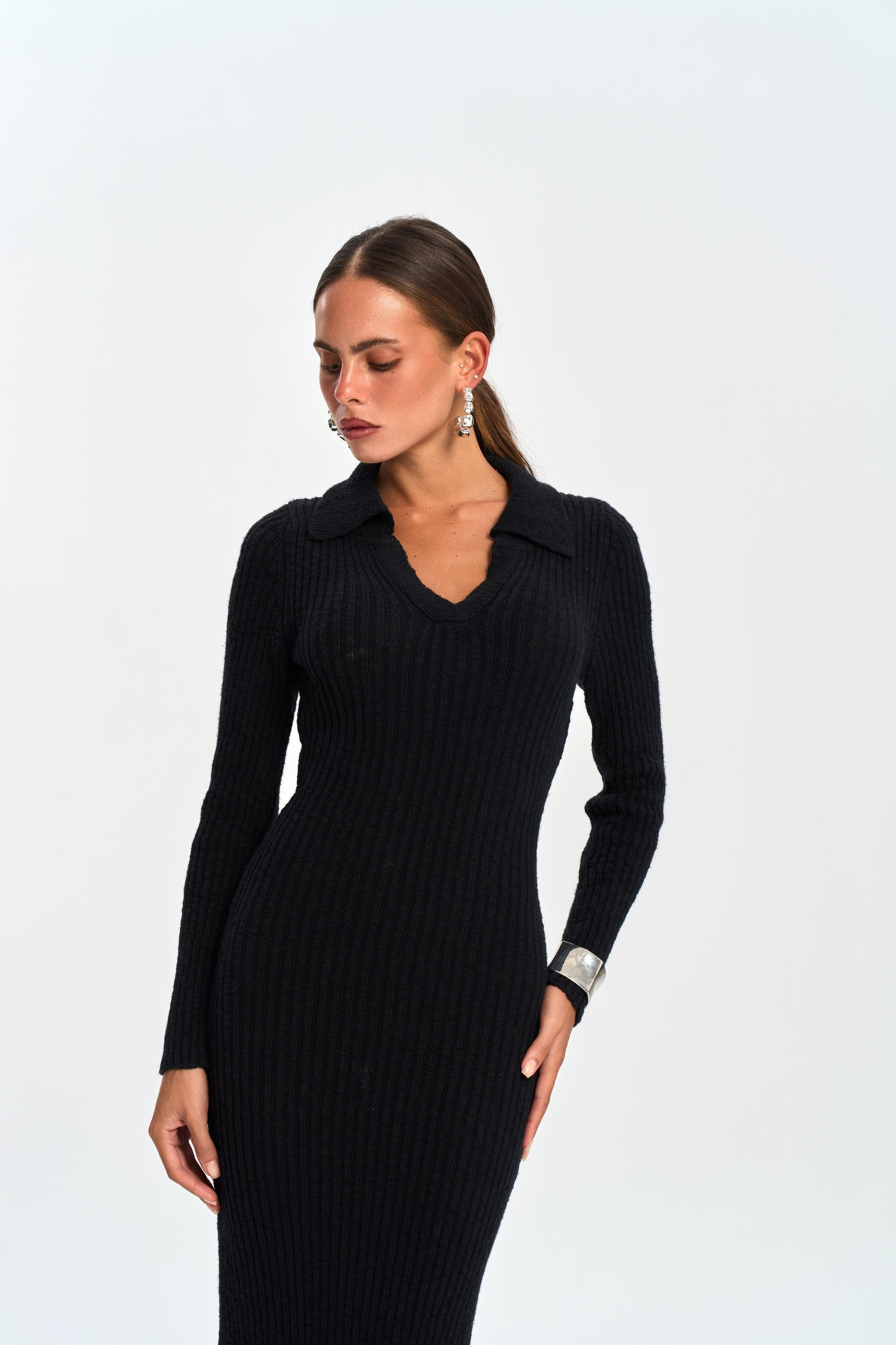 Eloria Polo Yaka Siyah Triko Elbise