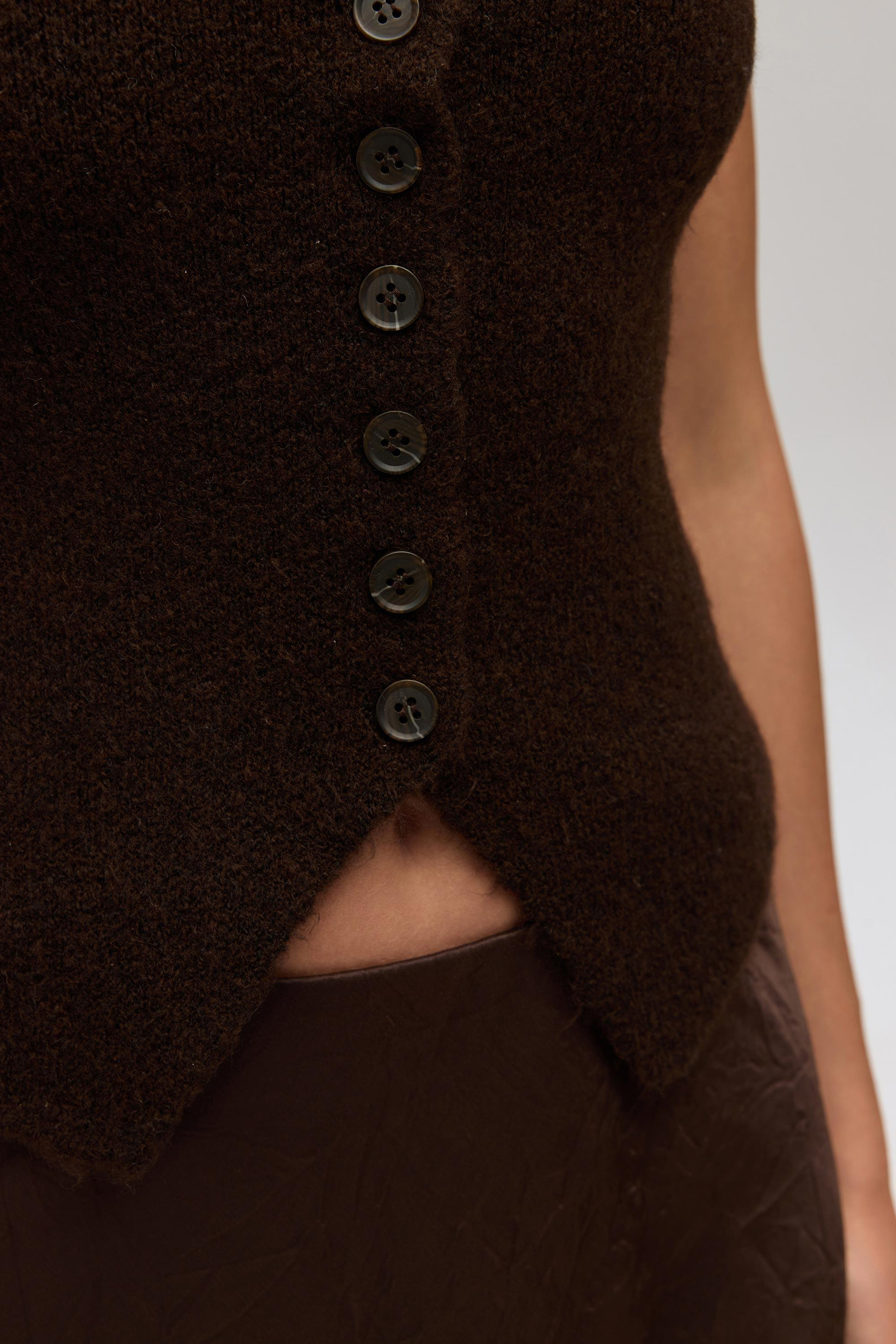 Elvar Tek Omuz Kahve Triko Crop