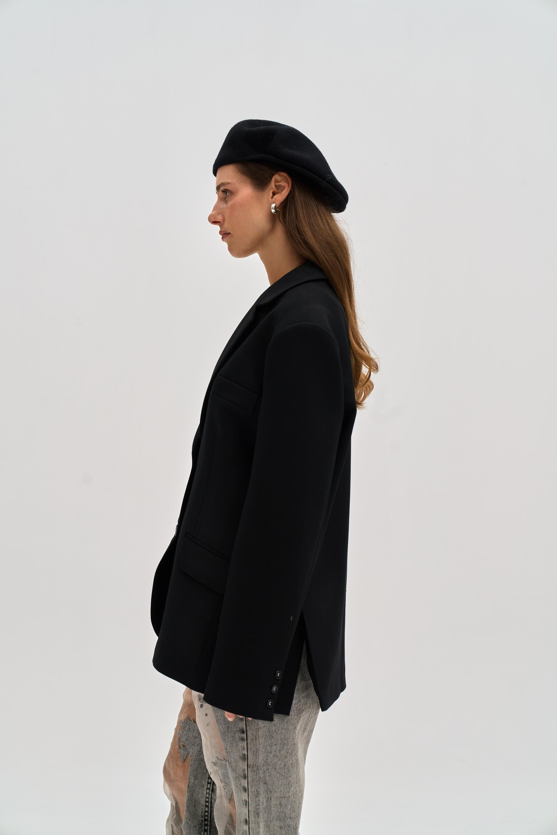 Emma Stitch Detailed Black Blazer