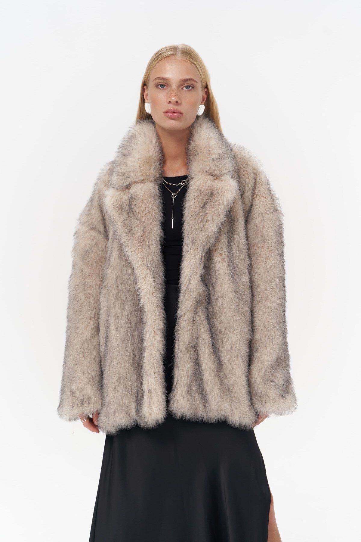 Etenia Bej Kürk Blazer