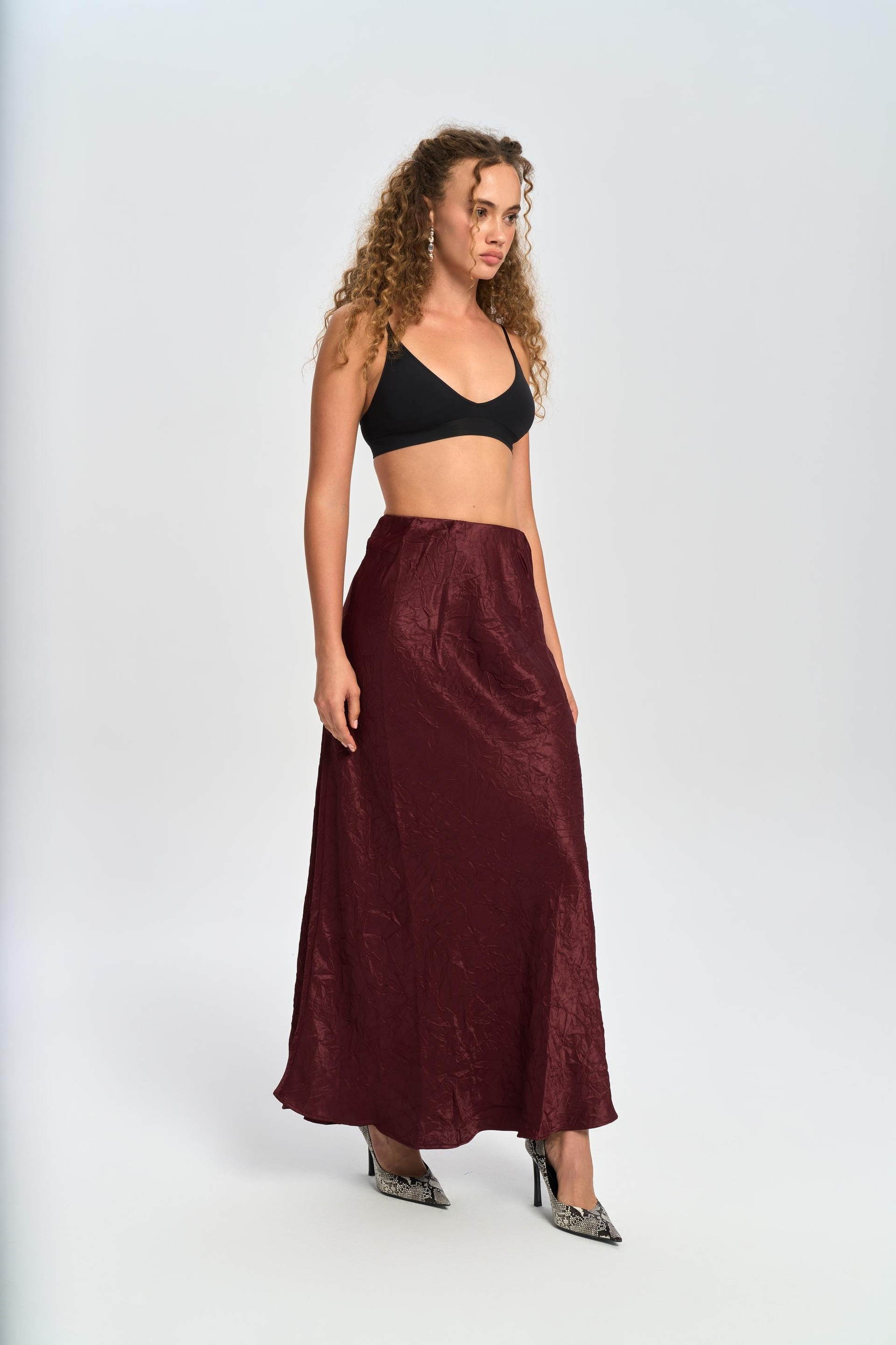 Eubah Kırışık Uzun Bordo Saten Etek