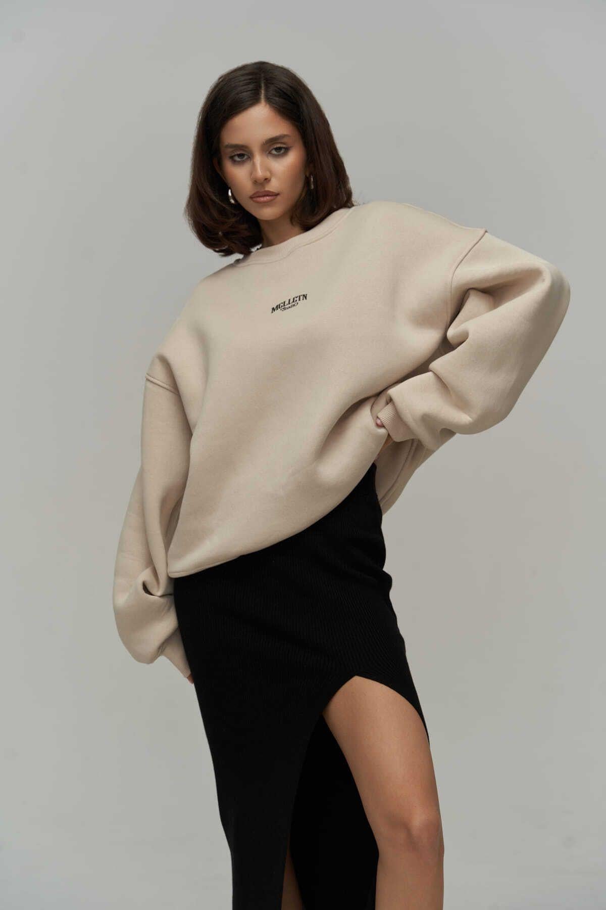 MCLLCTN Fear Less Beige Unisex Oversize Sweatshirt