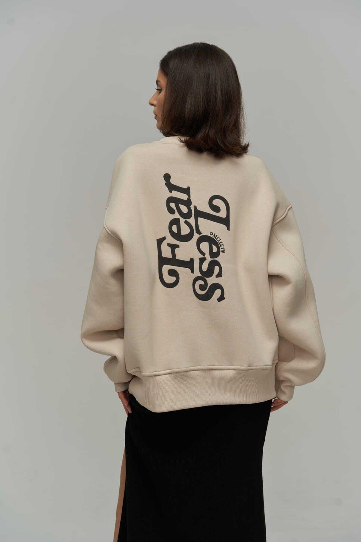 MCLLCTN Fear Less Beige Unisex Oversize Sweatshirt