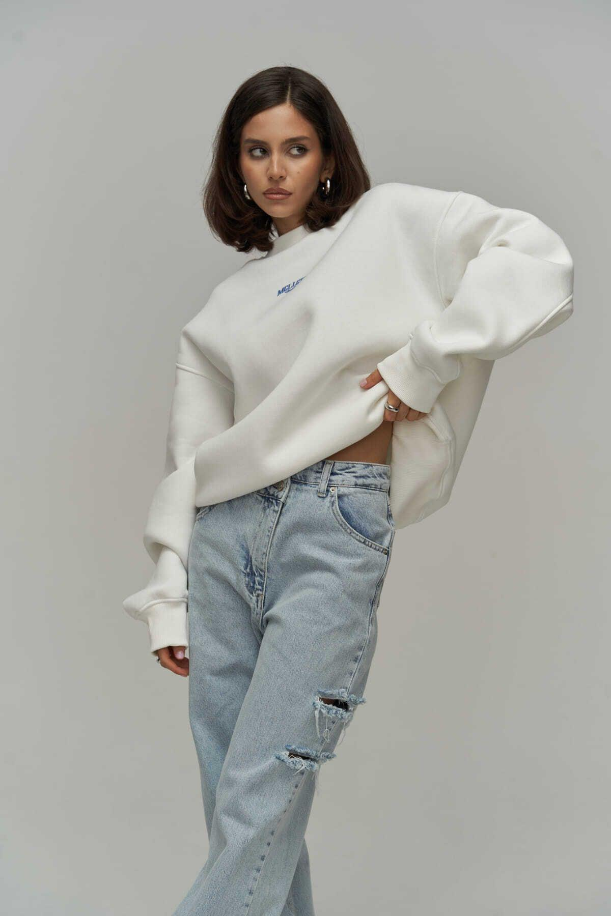 MCLLCTN Fear Less White Unisex Oversize Sweatshirt