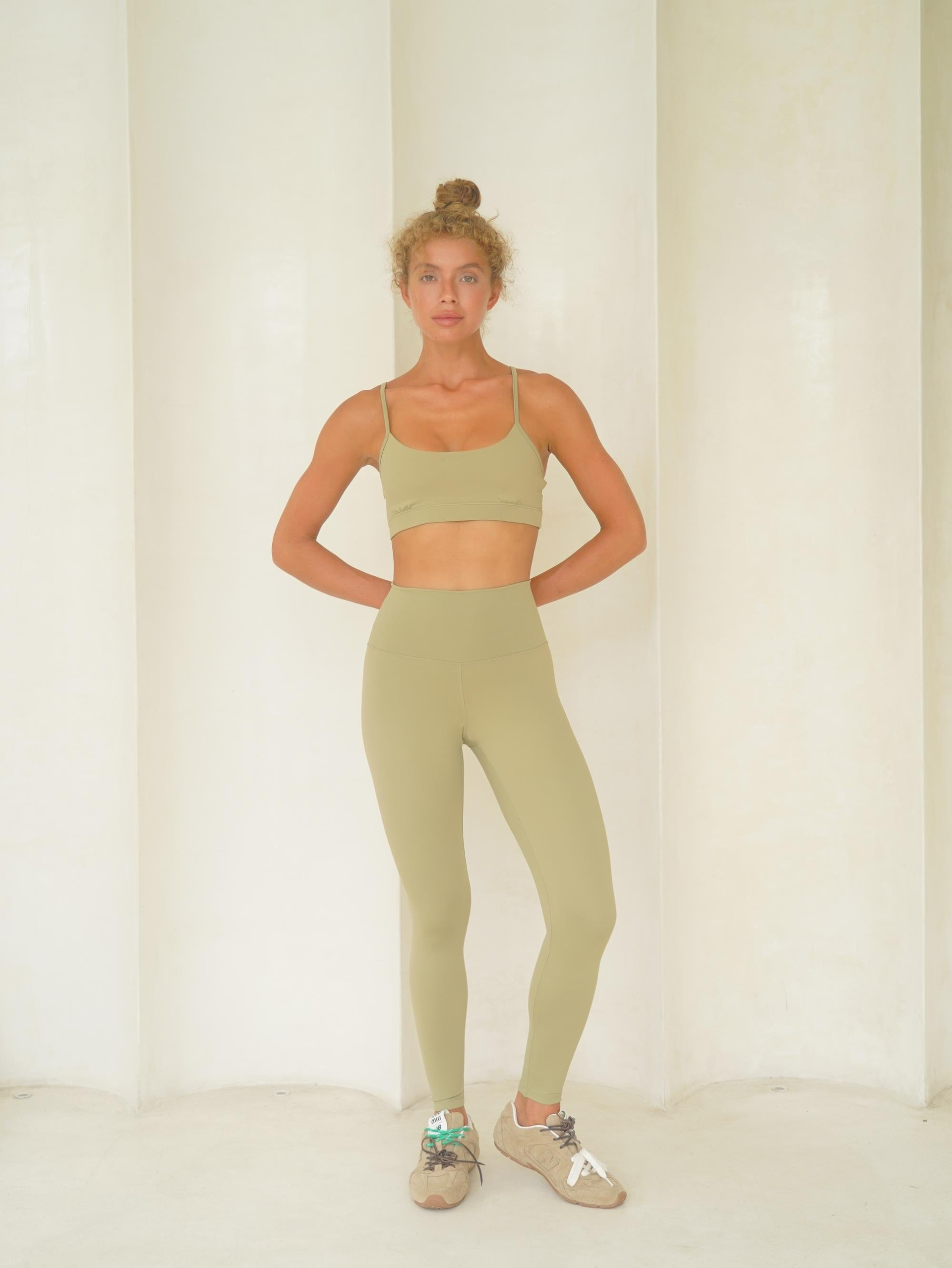 Fold Kaplı Spor Soft Haki Crop
