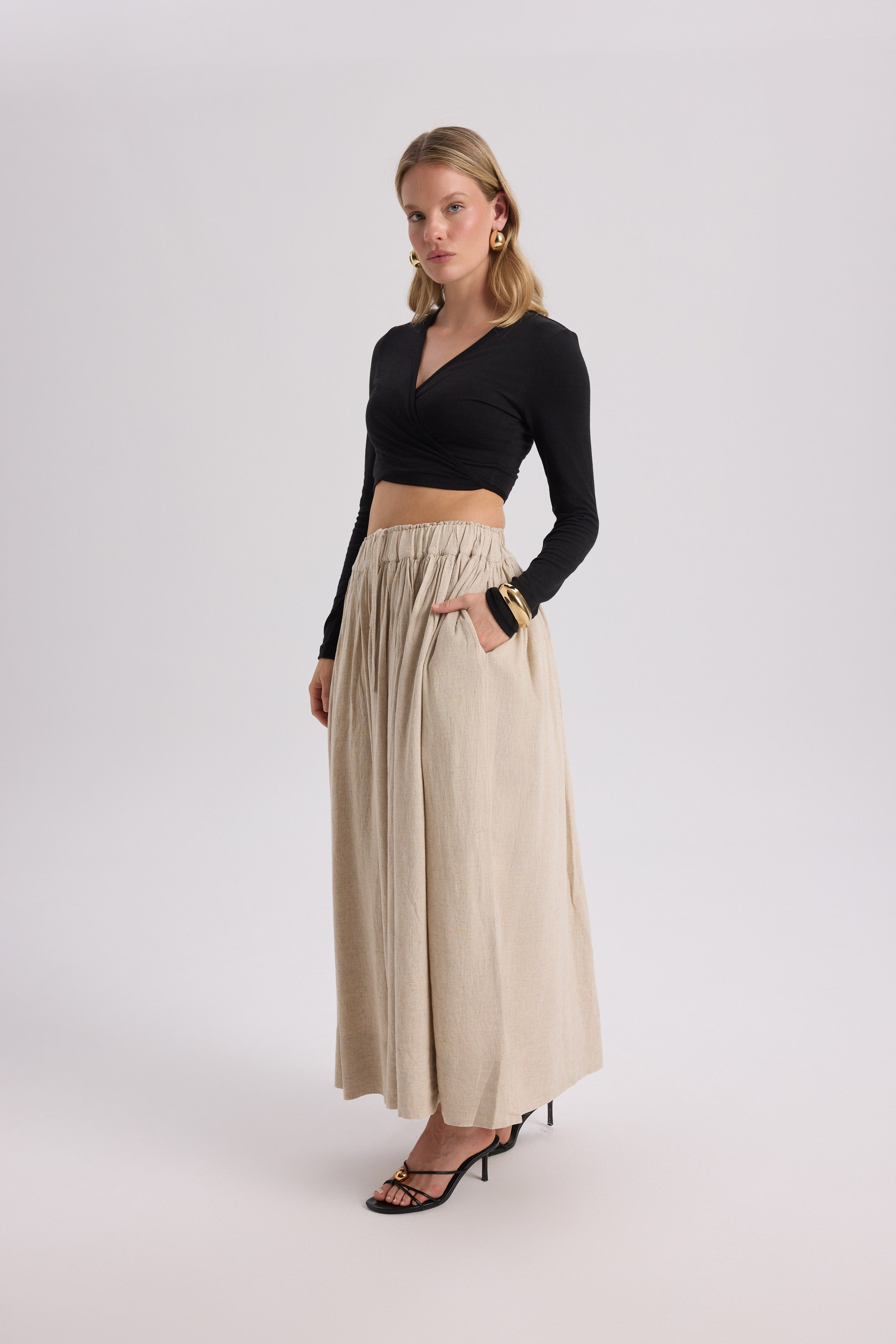 Gabbiano Lace-Up Pleated Beige Linen Skirt