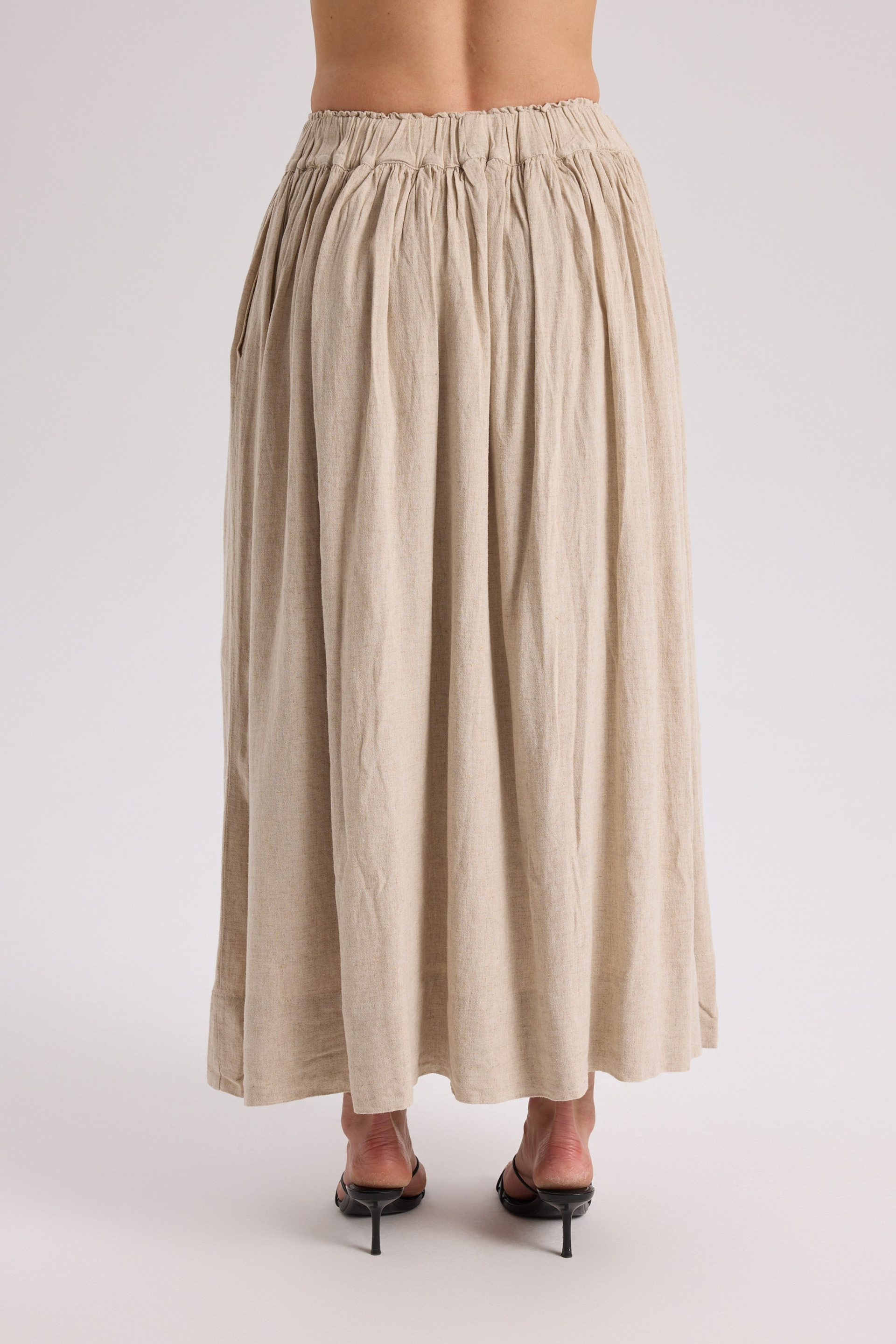 Gabbiano Lace-Up Pleated Beige Linen Skirt