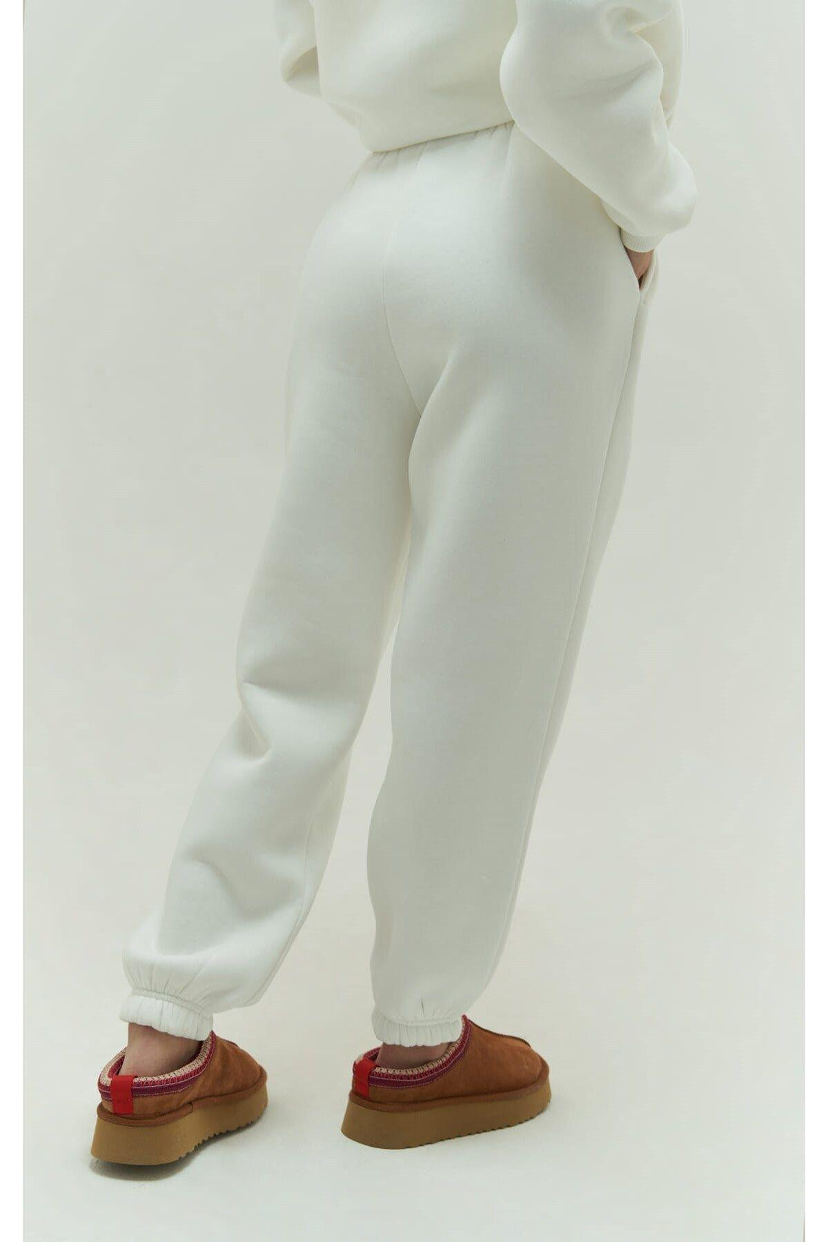 Mai Collection Gambol White Oversize Tracksuit