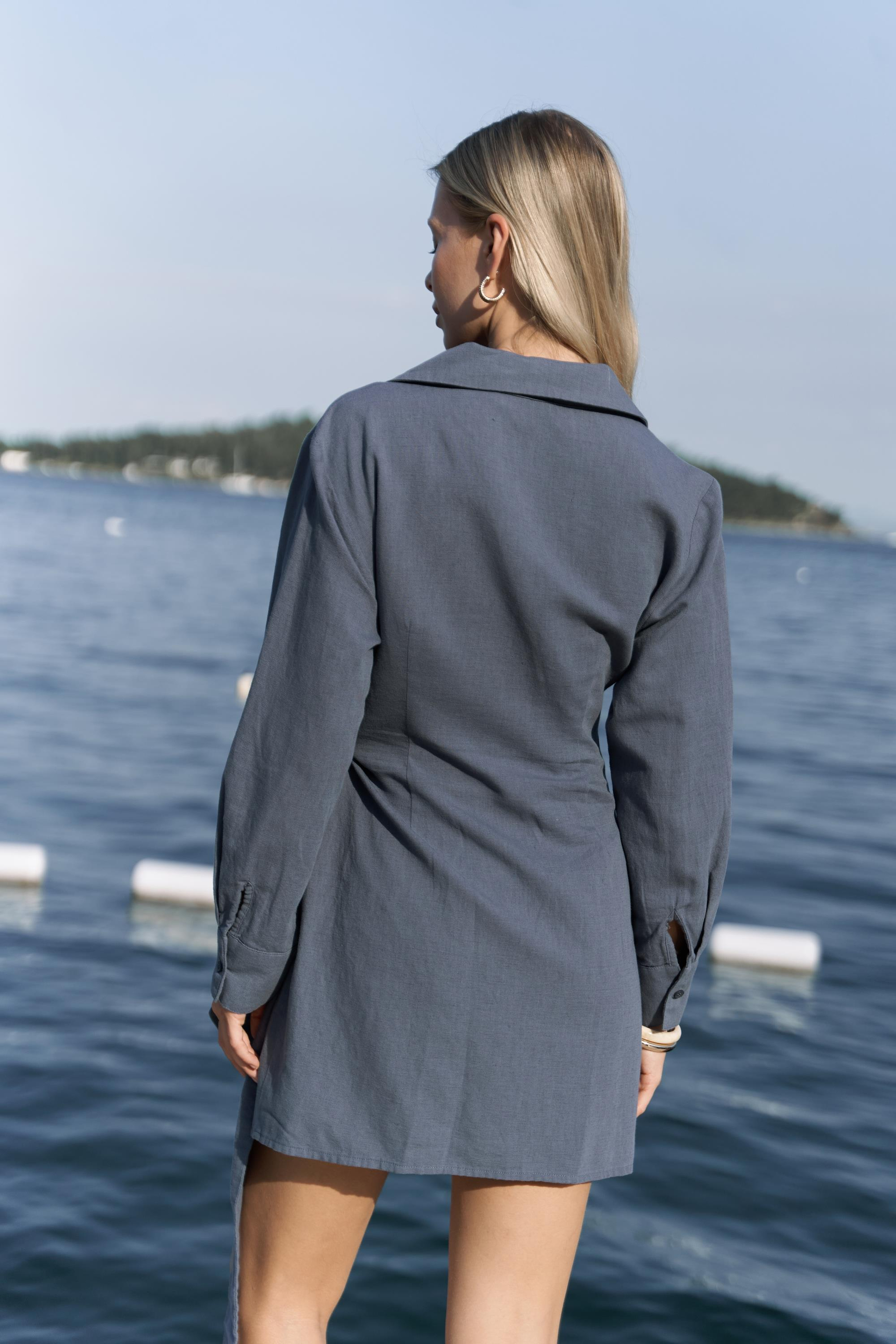 Gormelia Bağlamalı İndigo Elbise