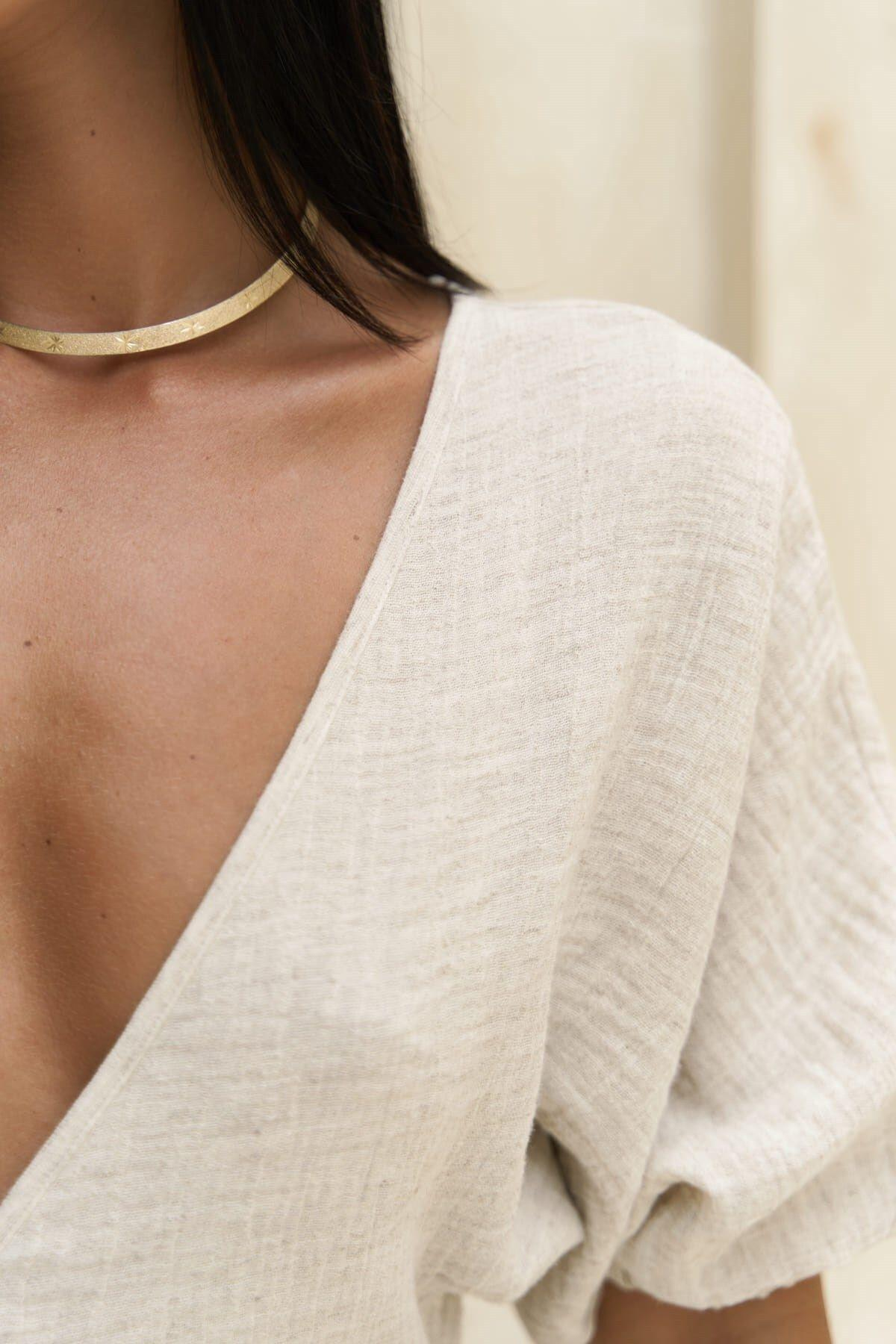 Habire Sırt Dekolteli Bej Elbise