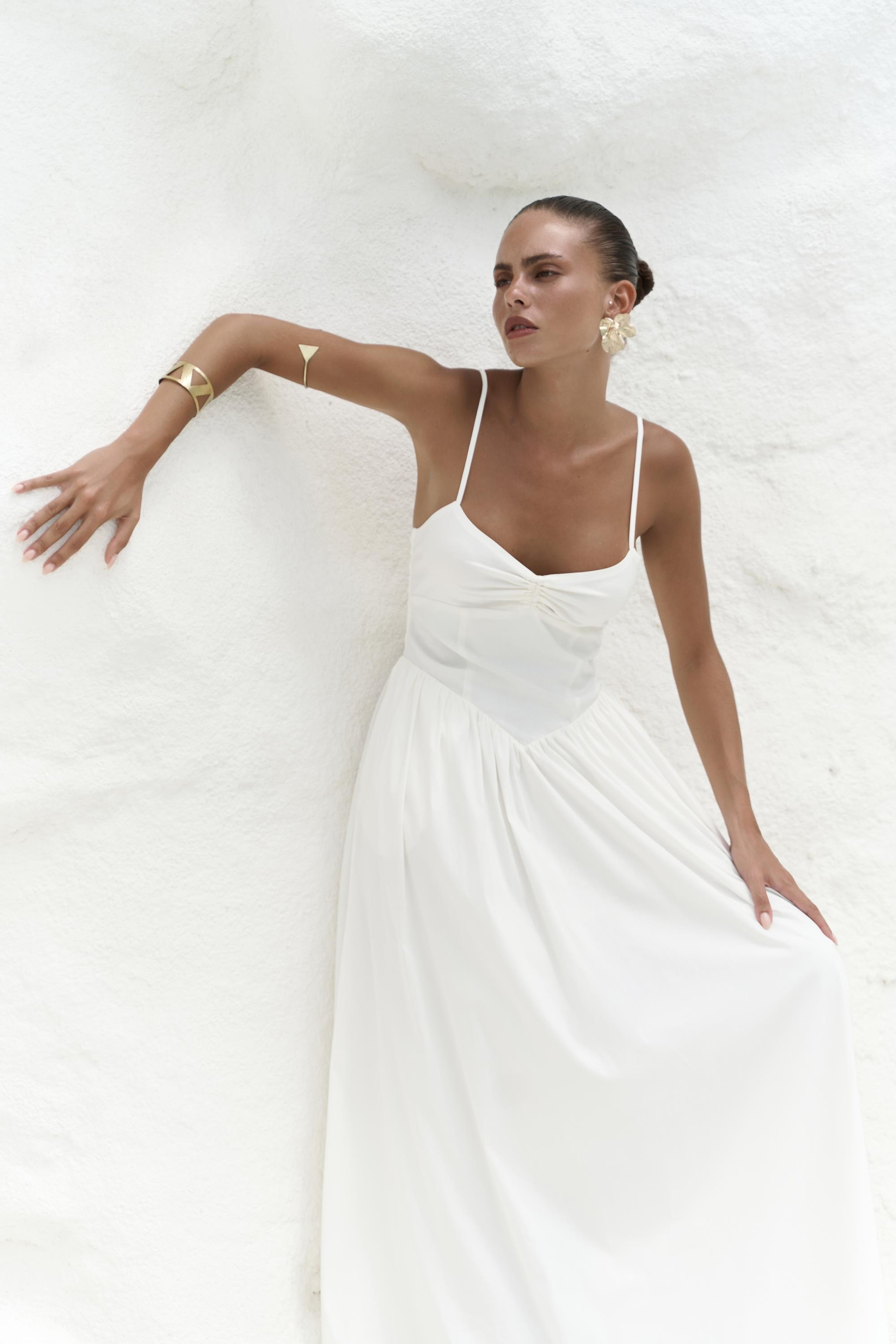 Hajar Askılı Ekru Uzun Elbise