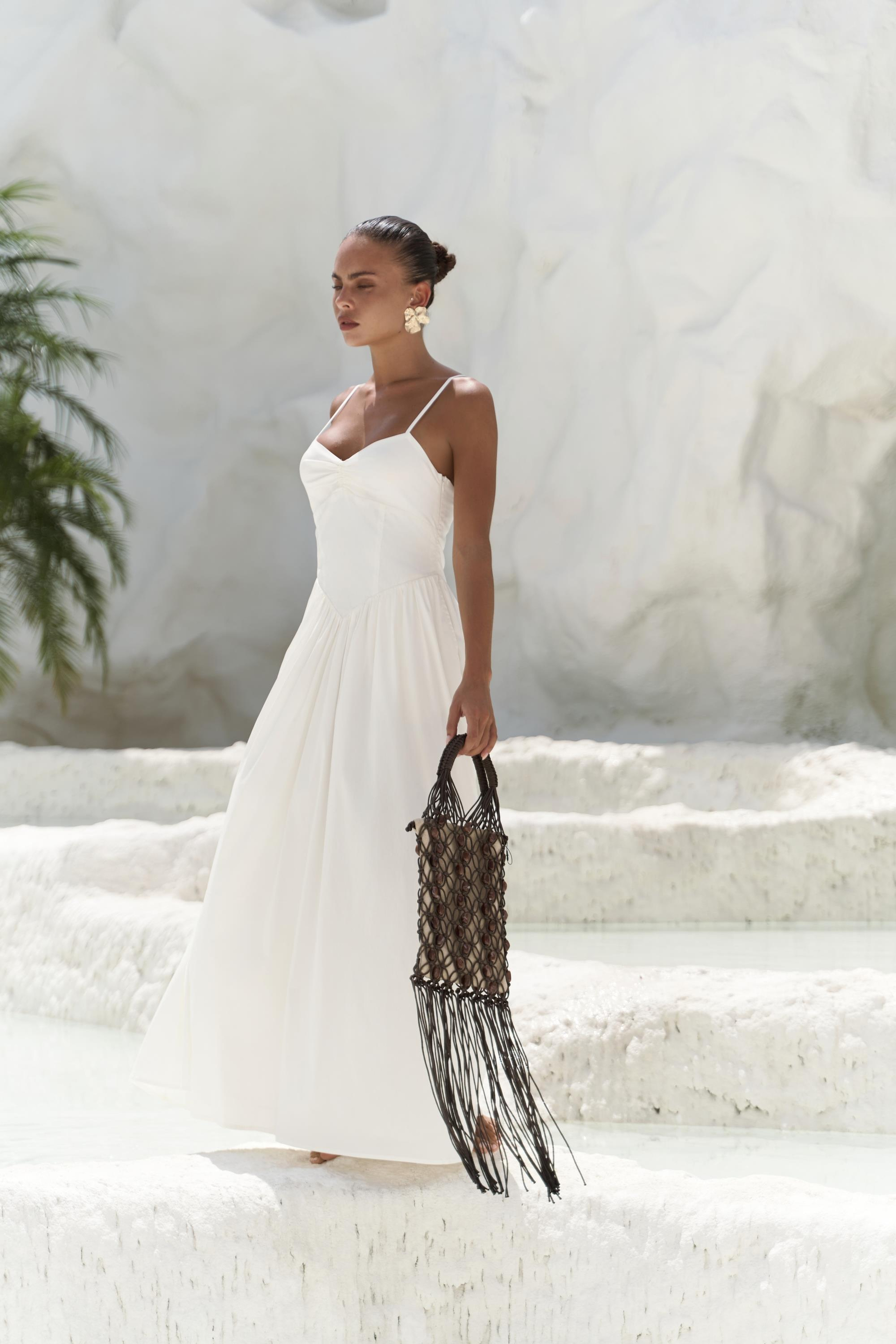 Hajar Askılı Ekru Uzun Elbise