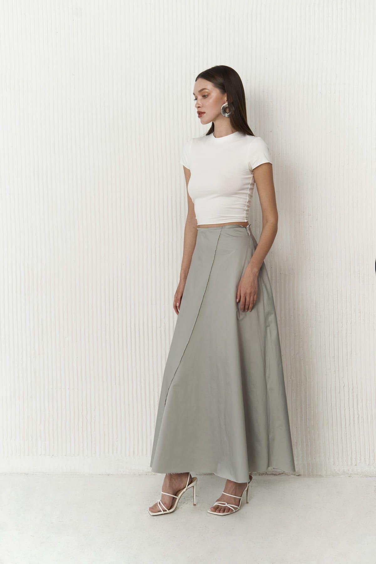 Hendra Gray Skirt 