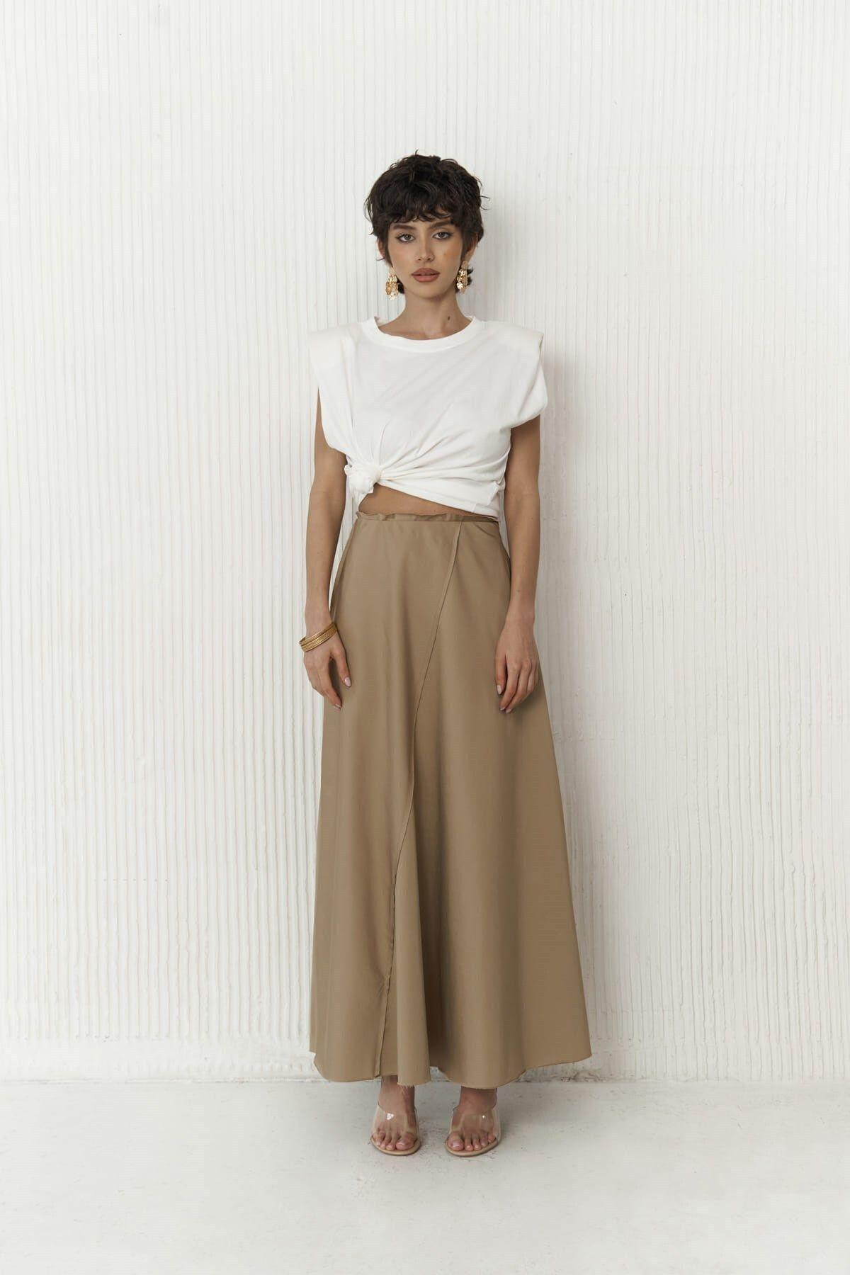 Hendra Brown Skirt 