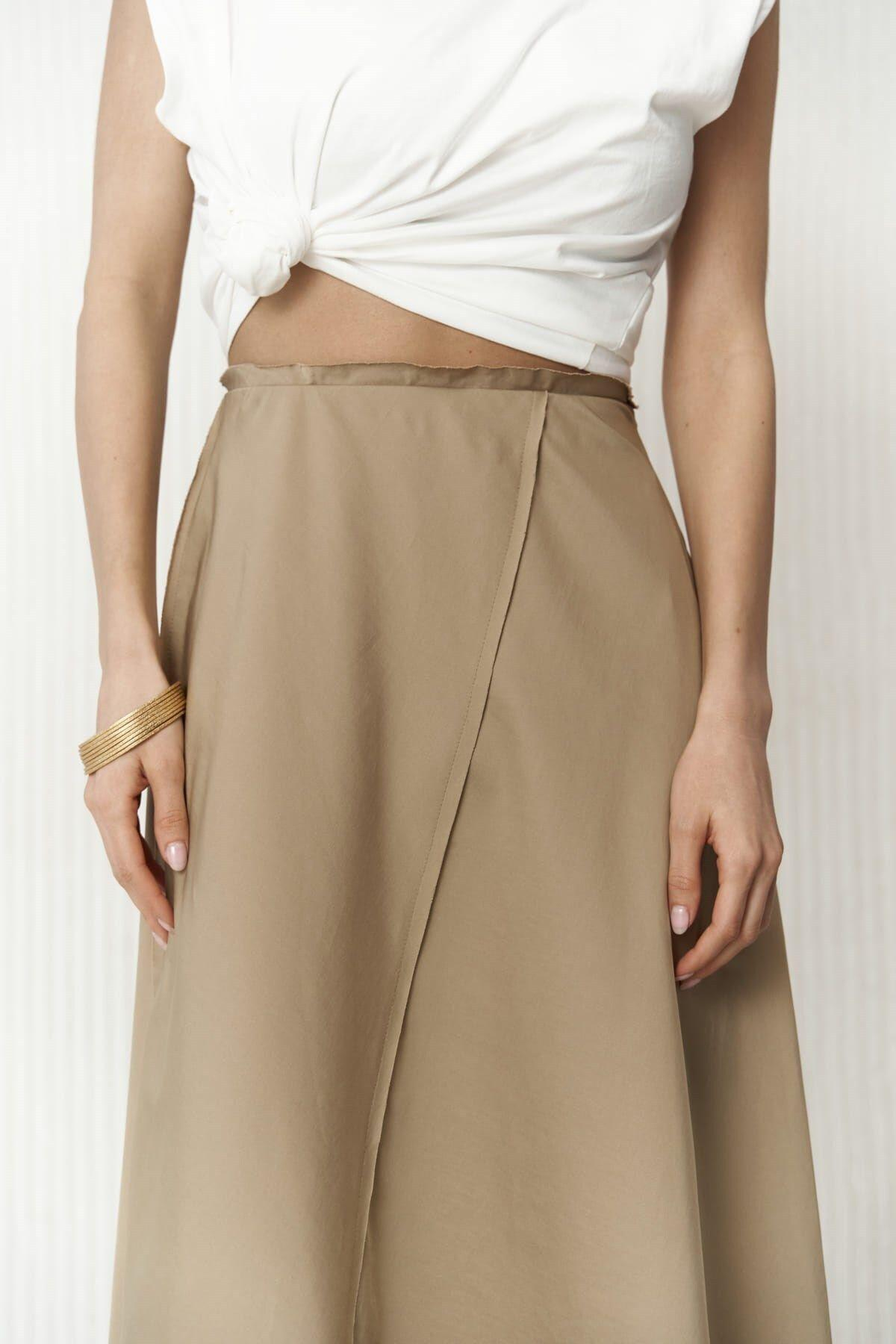 Hendra Brown Skirt 