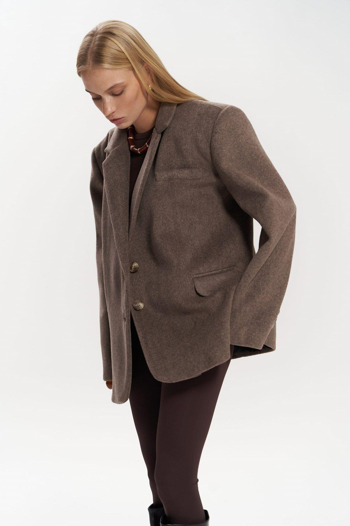 Mai Collection Howell Dark Brown Blazer