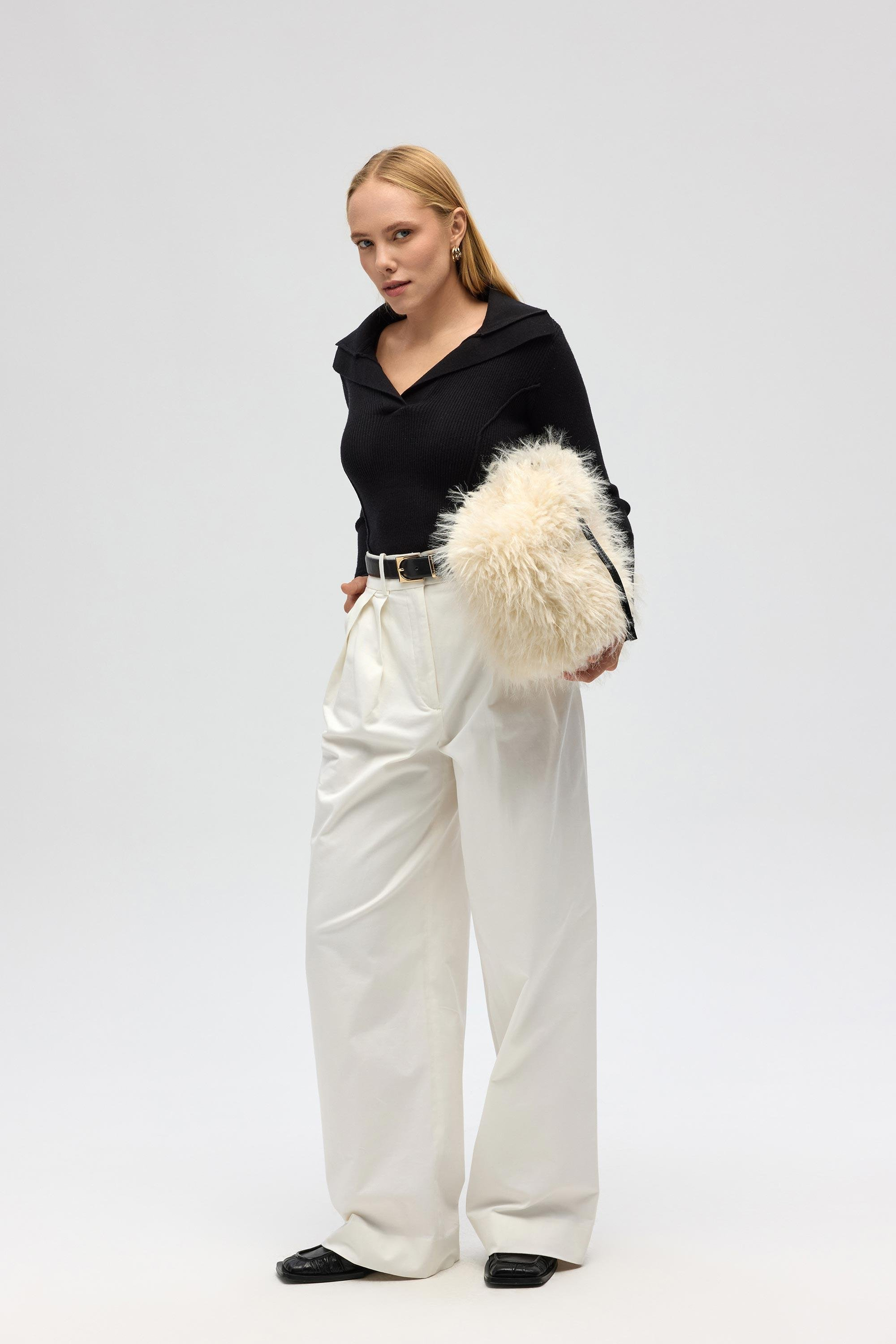 İnari Polo Yaka Siyah Triko Kazak