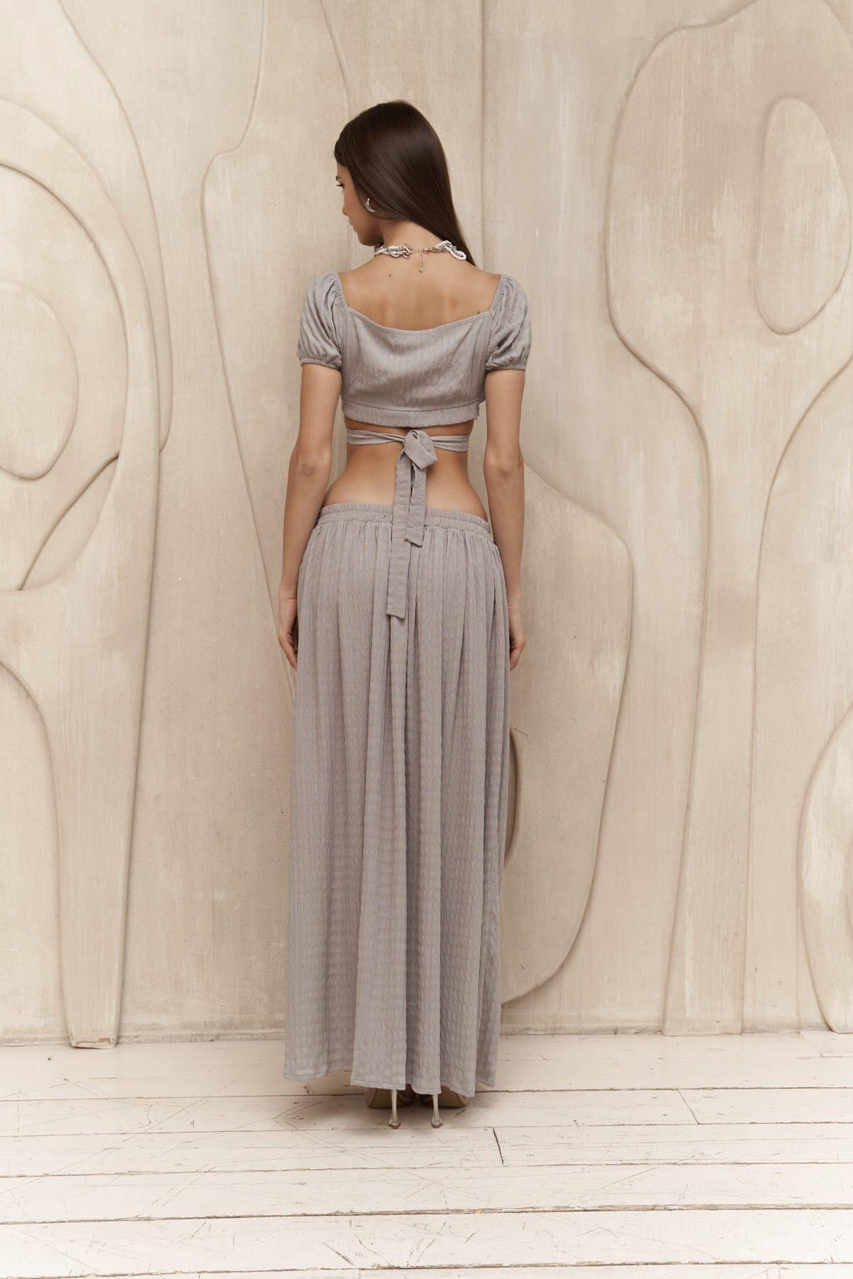 Indriya Gray Crop&Skirt Set