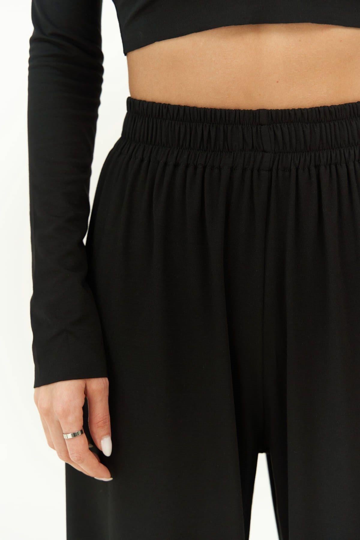 Jany Long Sleeve Black Crop & Pants Set