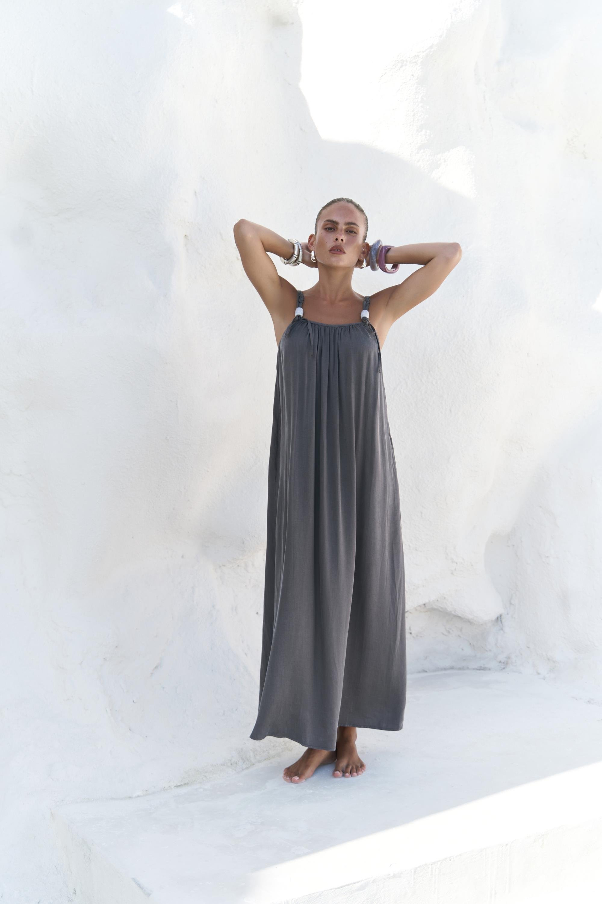 Kasteli Boncuk Detay Antrasit Elbise