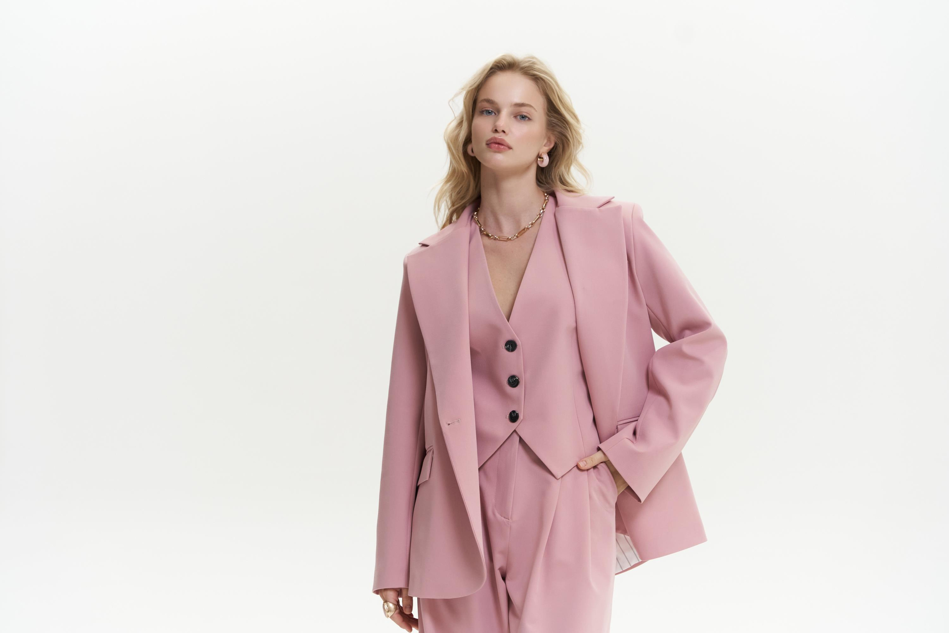 Kaylee Pembe Blazer
