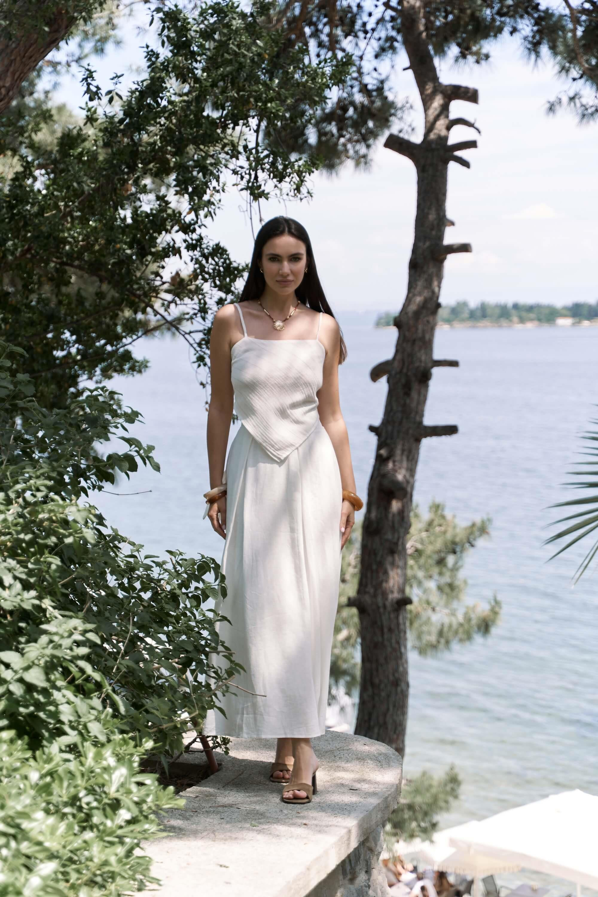 Kita Üçgen Detay Çizgili Ekru Keten Crop