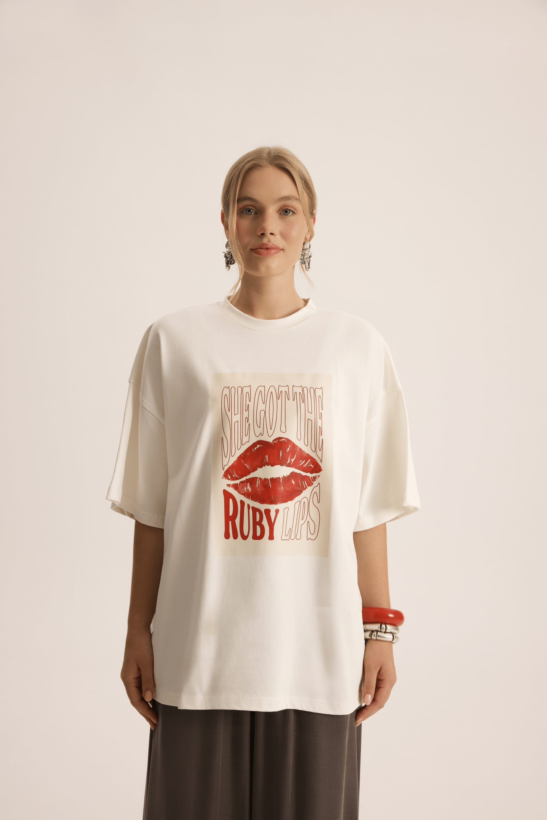 Lip Print Oversize Beyaz T-Shirt