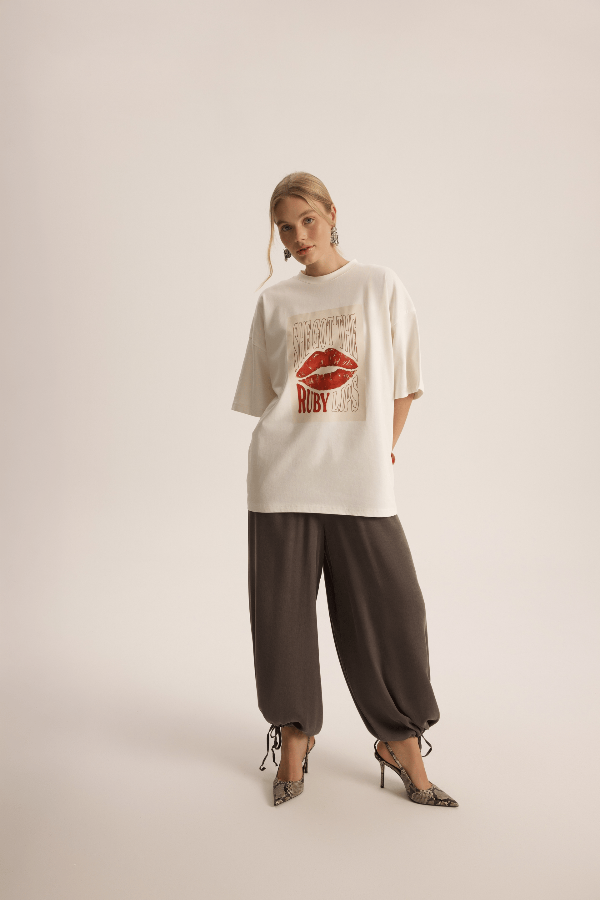 Lip Print Oversize Beyaz T-Shirt