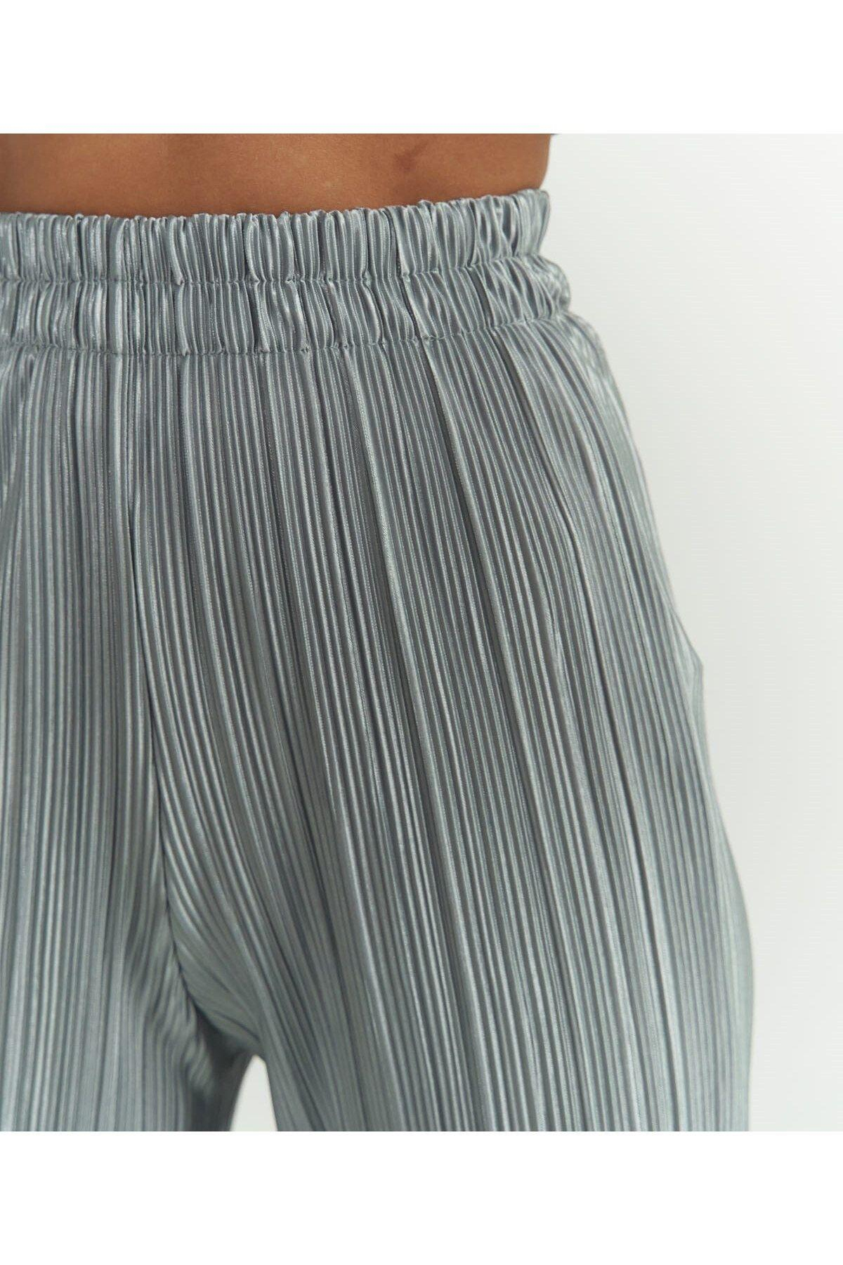 Lucia Gri İkili Takım