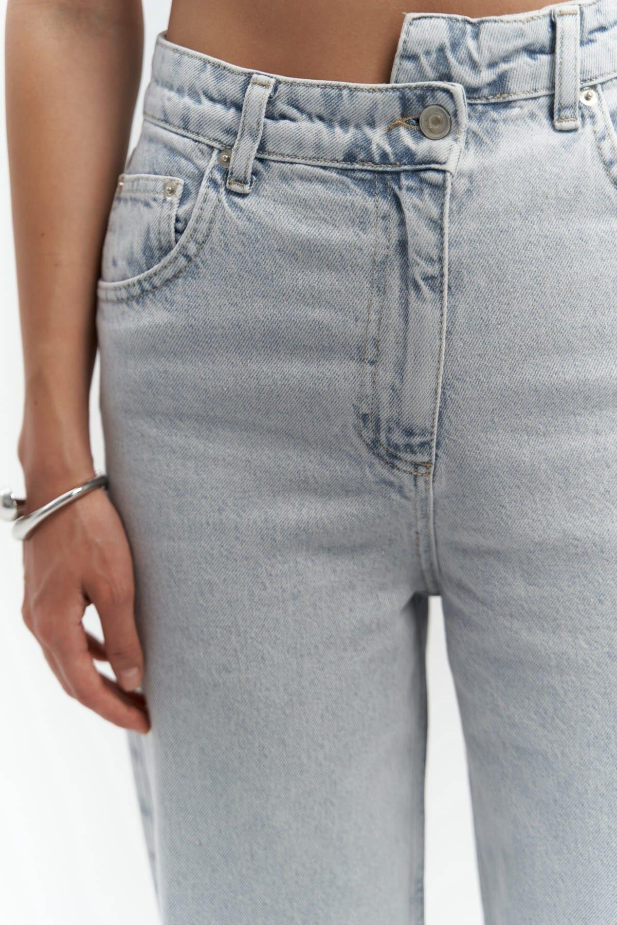 Mai Collection North Bel Detay Çift Yırtıklı Buz Mavi Jean 