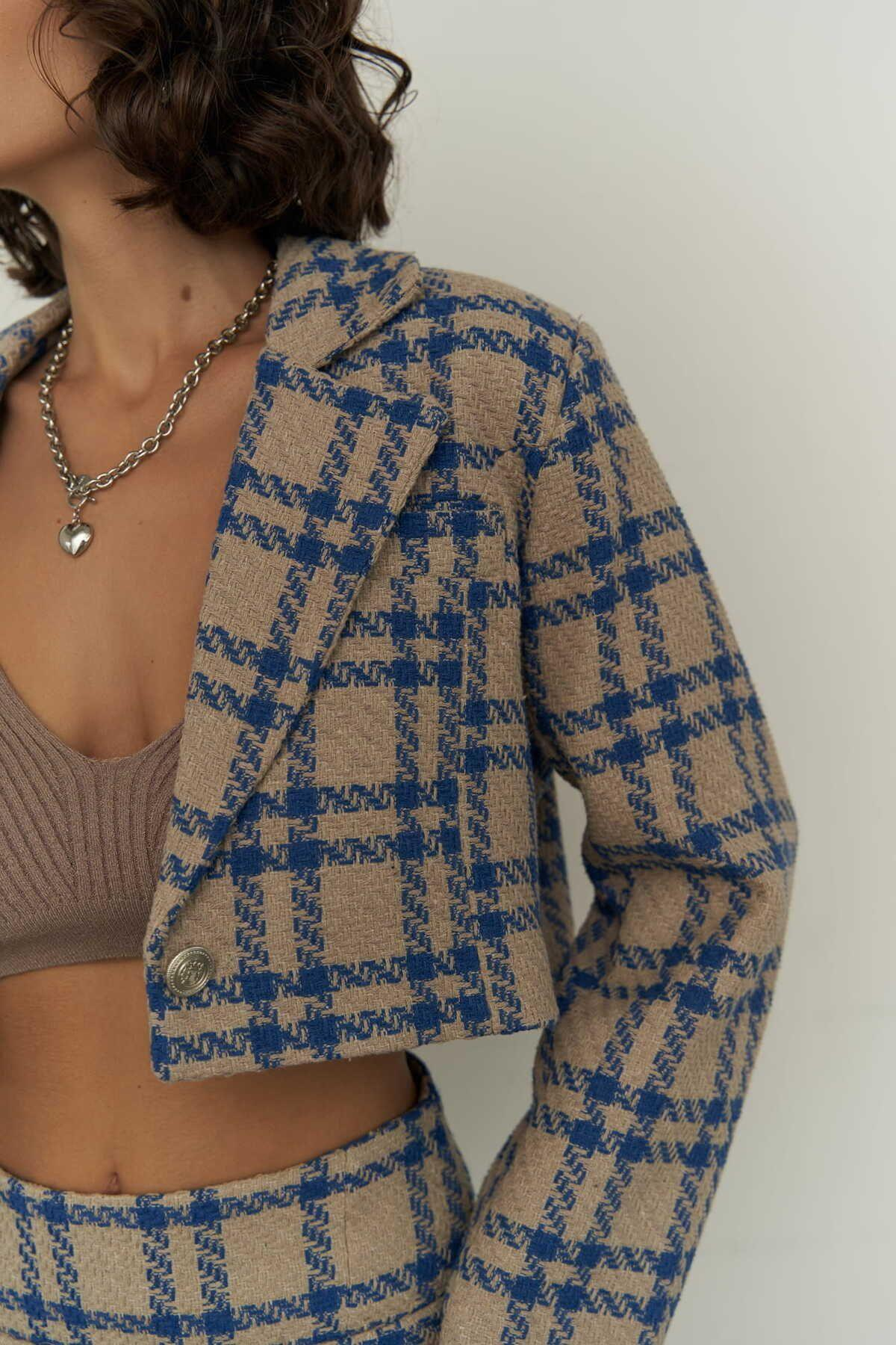 Mai Frankie Blue Straw Suit