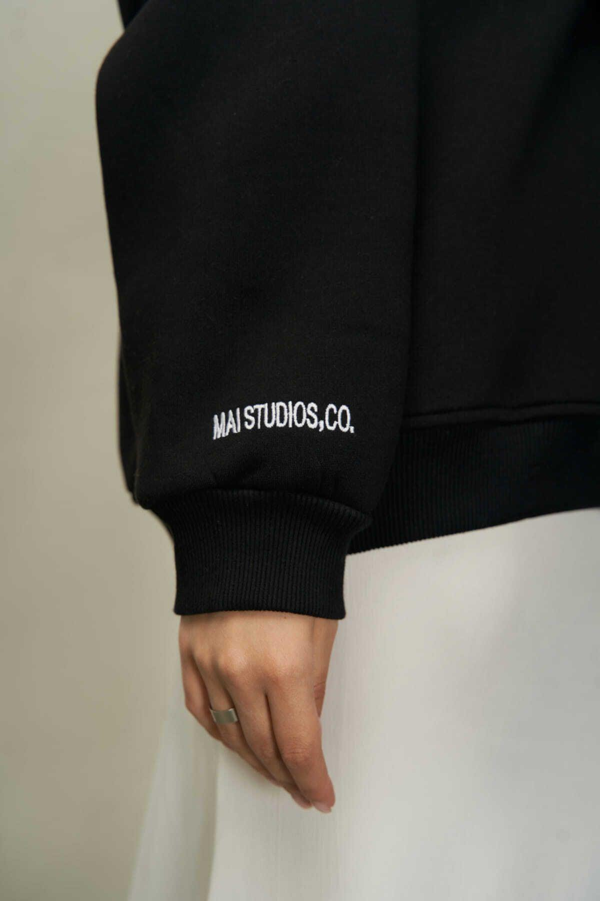 MCLLCTN Maico Black Unisex 0versize Sweatshirt
