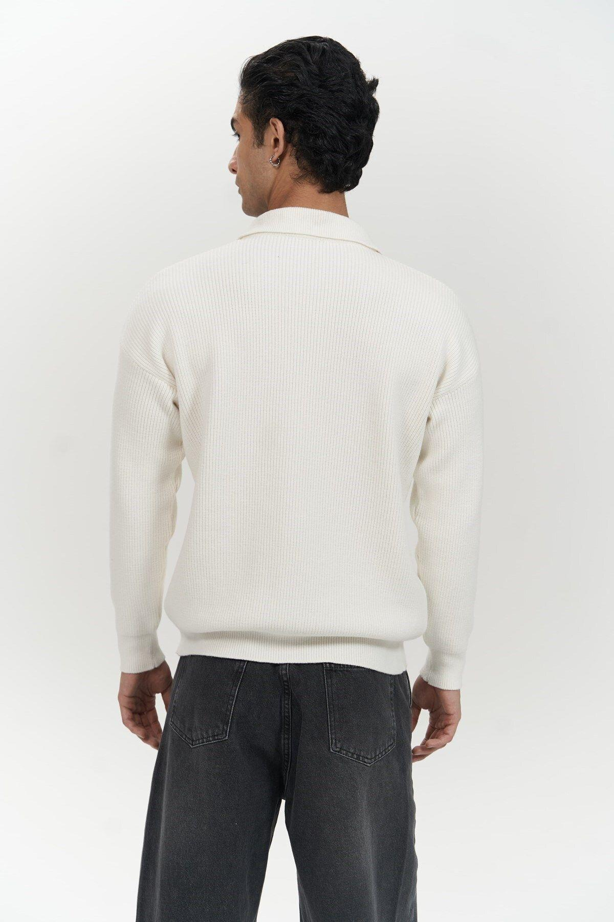 Mathis Men's Turtleneck Ecru Knit Sweater