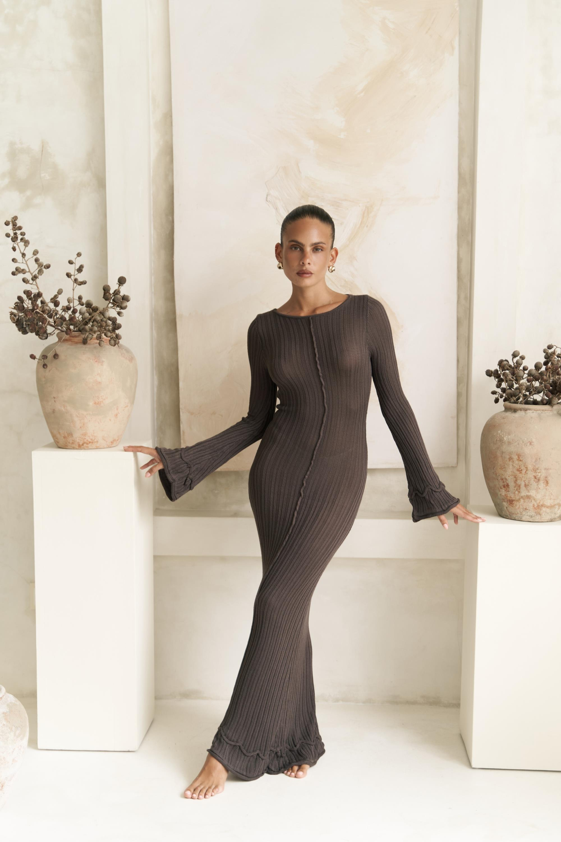 Matias Sırt Dekolteli Boz Kahve Triko Uzun Elbise